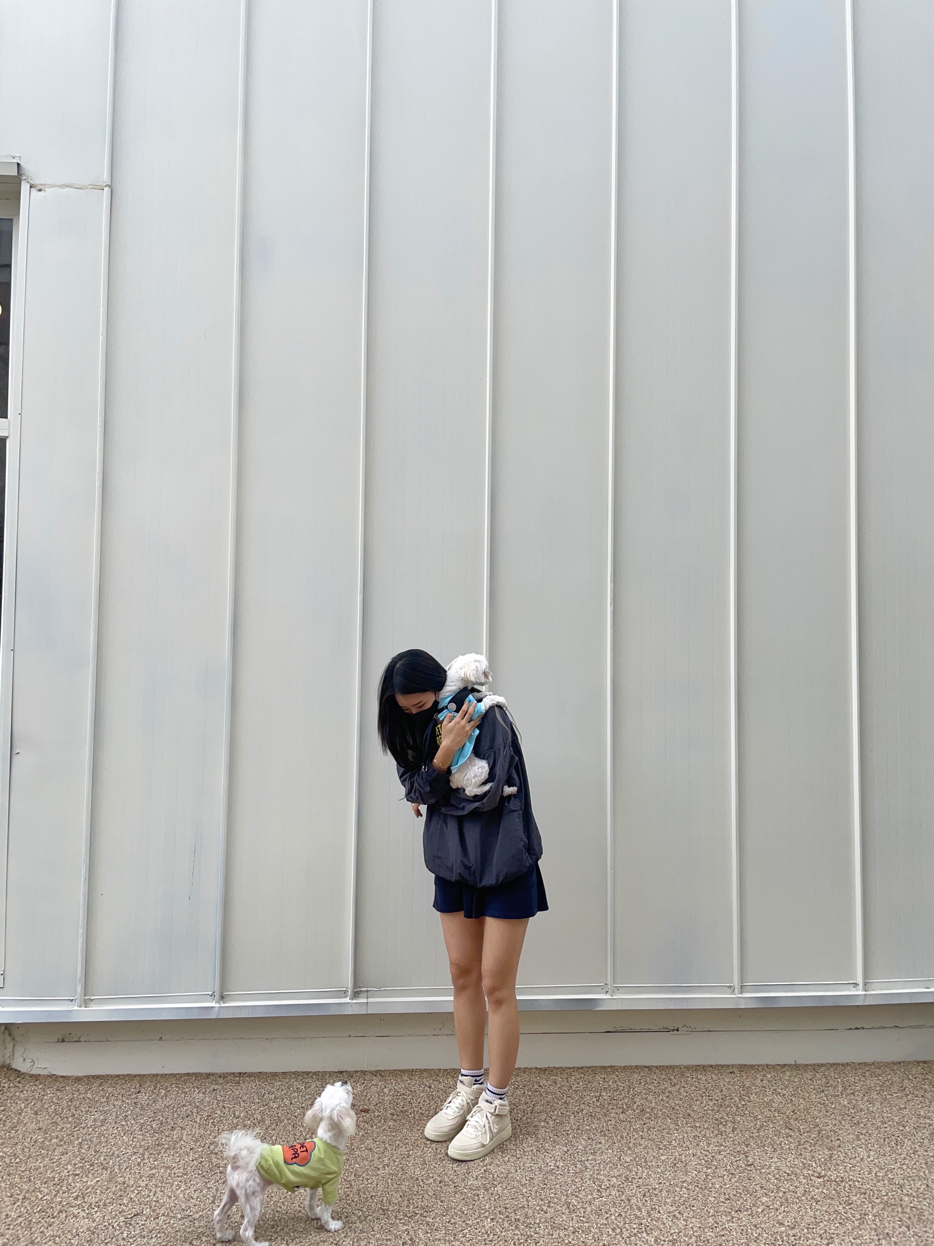 Nike x Stussy Air Force 1 '07 Mid SP Fossil, Nike x Stussy Windrunner Jacket Off Noir 착용 스타일 - 3