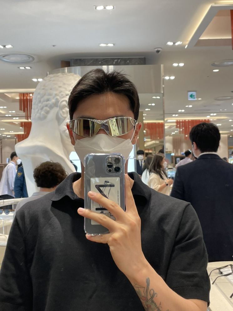 KREAM 프로필 이미지