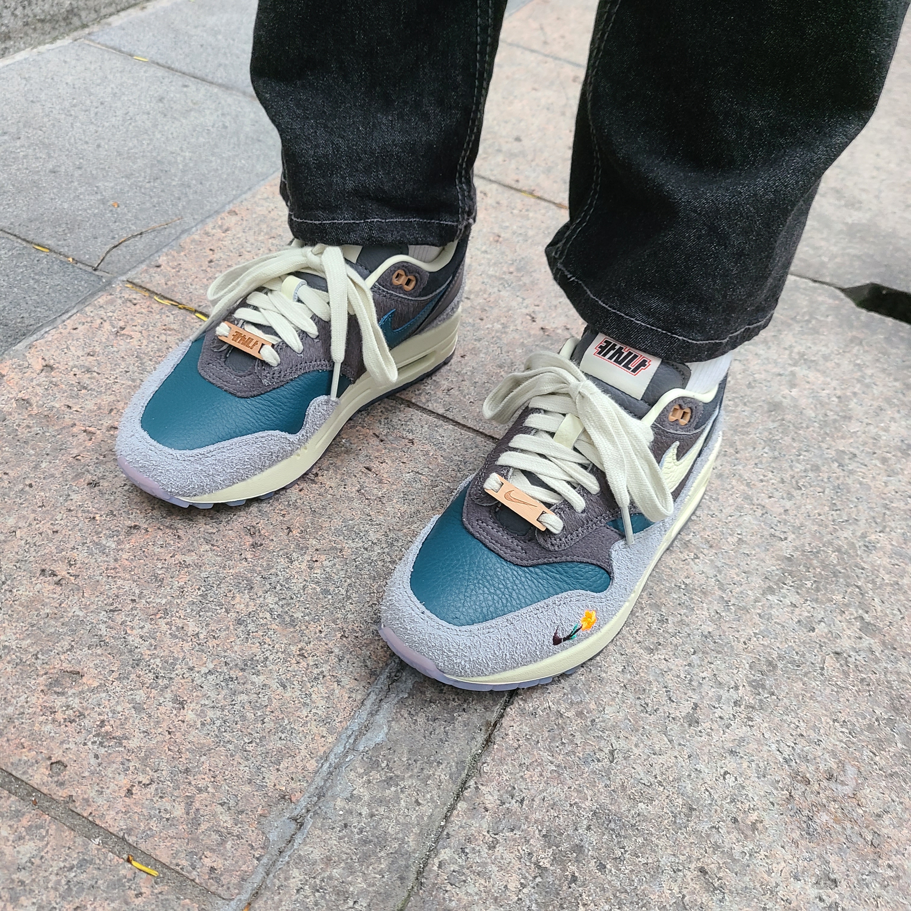 Nike x Kasina Air Max 1 SP Won-Ang Particle Grey 착용 스타일 - 3