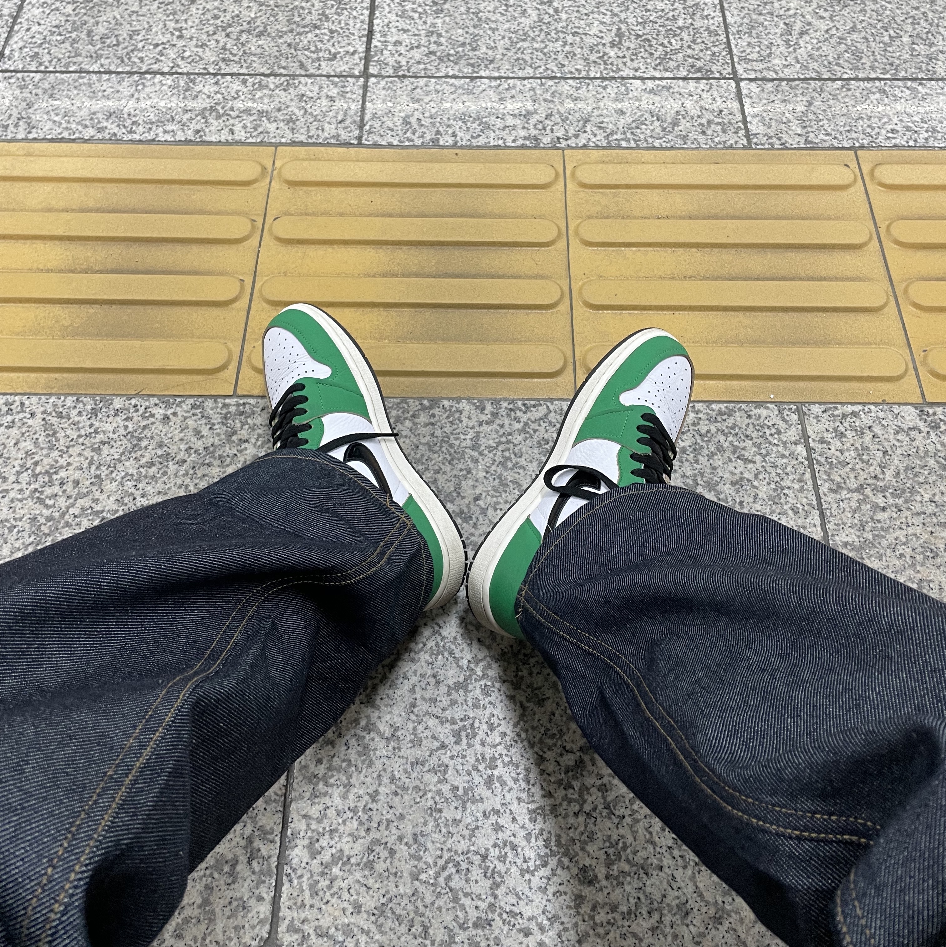 (W) Jordan 1 Retro High OG Lucky Green 착용 스타일