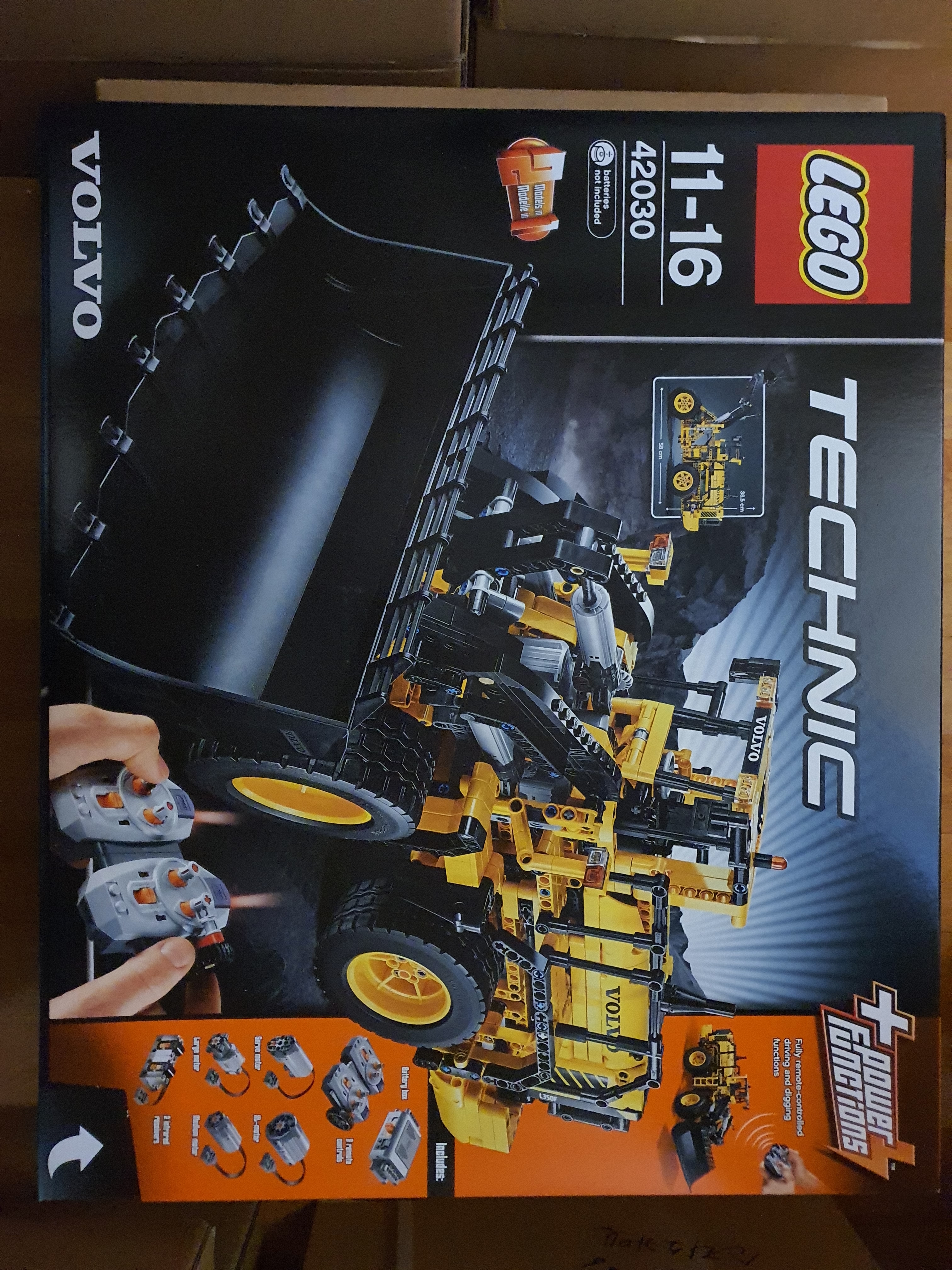 Lego Volvo 42030 Wheel Loader (Korean Ver.) 착용 스타일 - 1