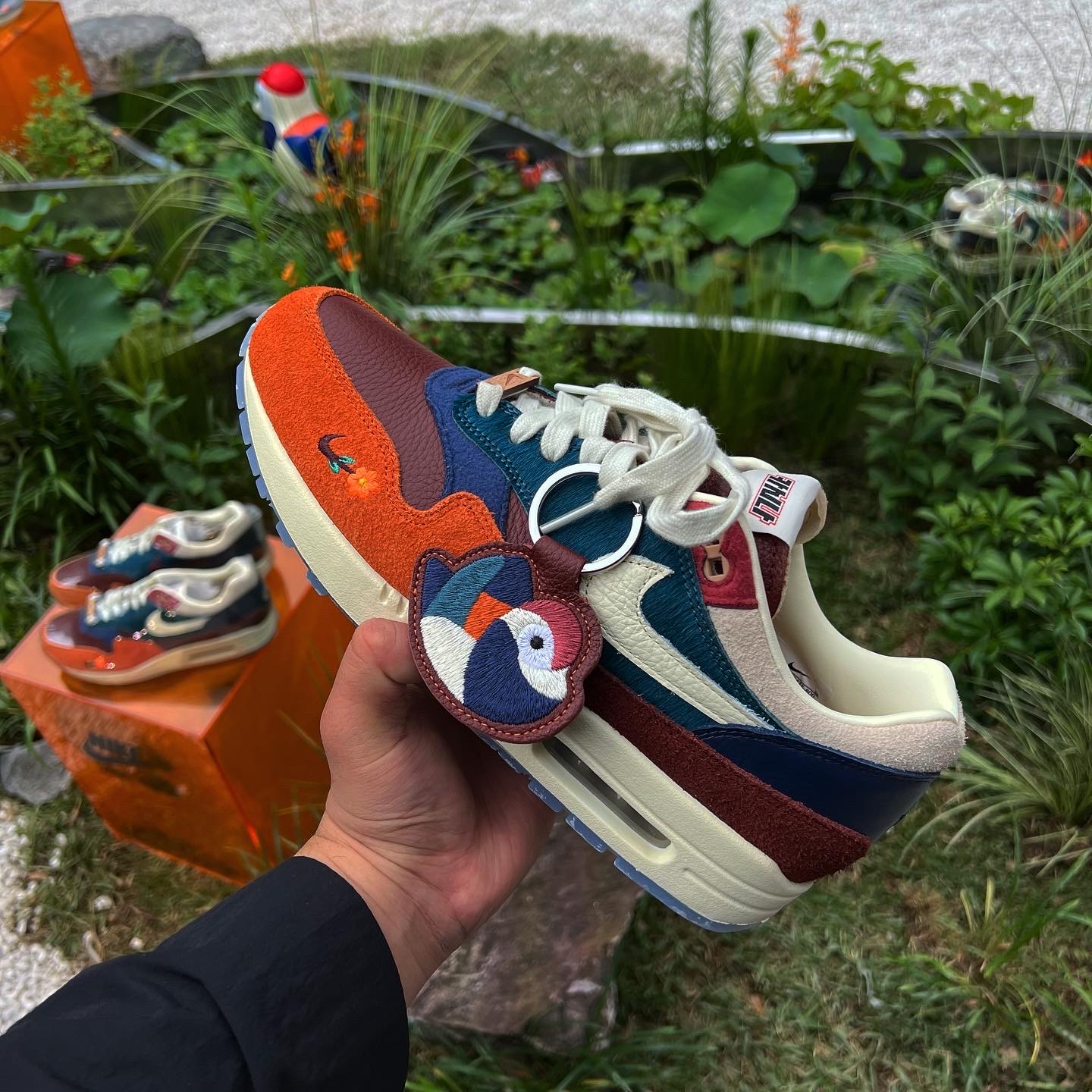 Nike x Kasina Air Max 1 SP Won-Ang Orange 착용 스타일 - 1