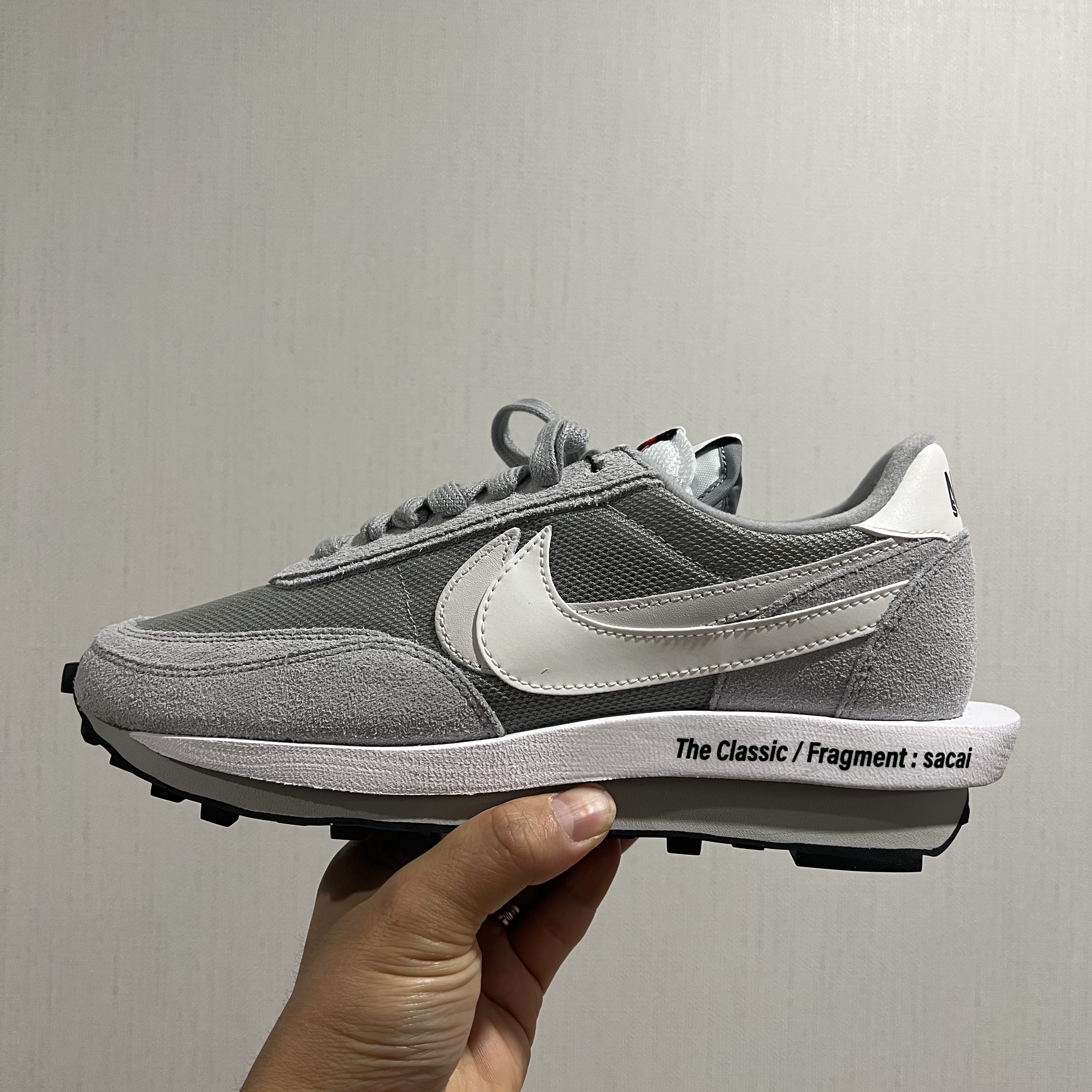 Nike x Sacai x Fragment LDWaffle Light Smoke Grey 착용 스타일
