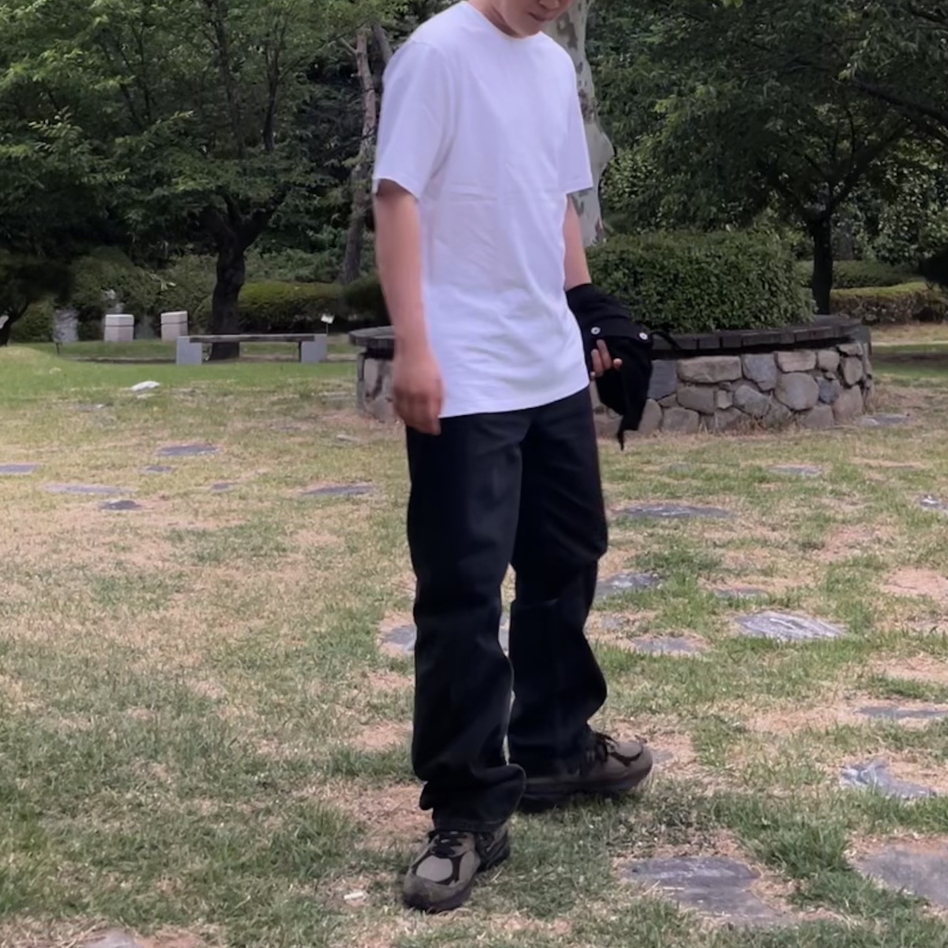 New Balance x JJJJound 990v3 Brown Black, Palace x CK1 Baggy Jean Midstone Black - 22SS 착용 스타일