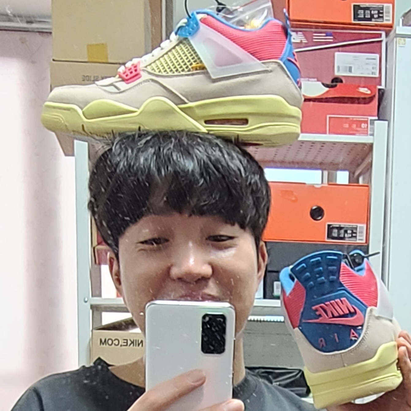 Jordan 4 x Union Retro Guava Ice 착용 스타일