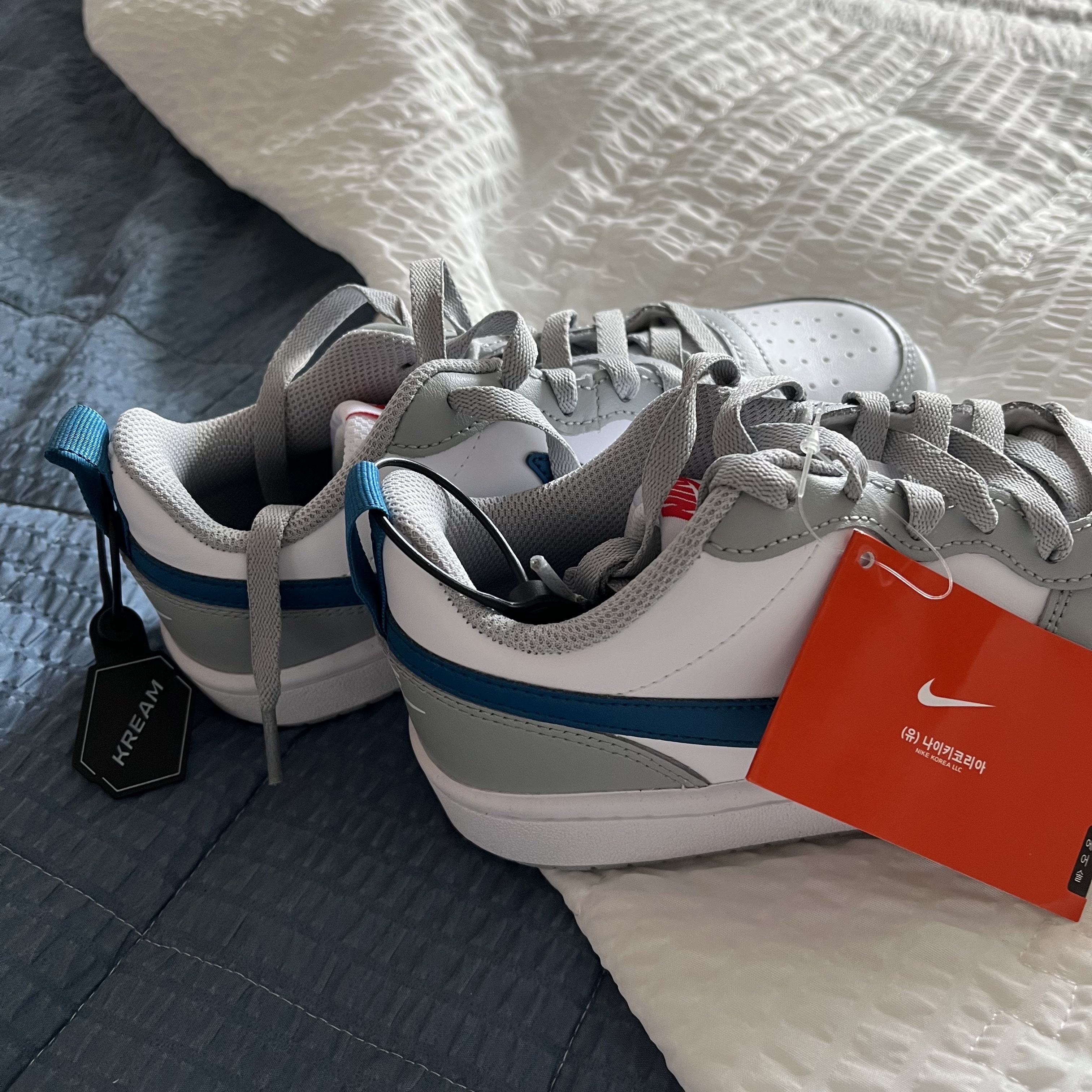 (GS) Nike Court Borough Low 2 Light Smoke Grey 착용 스타일