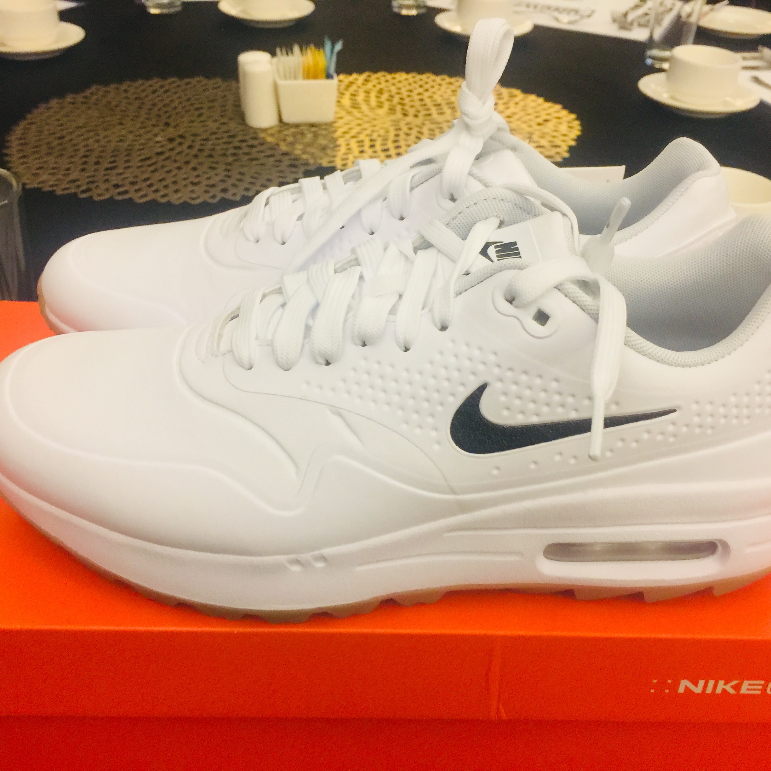 Nike Air Max 1 G White Gum 착용 스타일 - 3