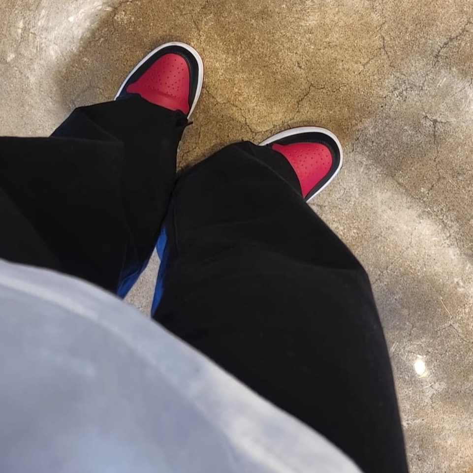 Jordan 1 Mid Bred Banned 2020 착용 스타일