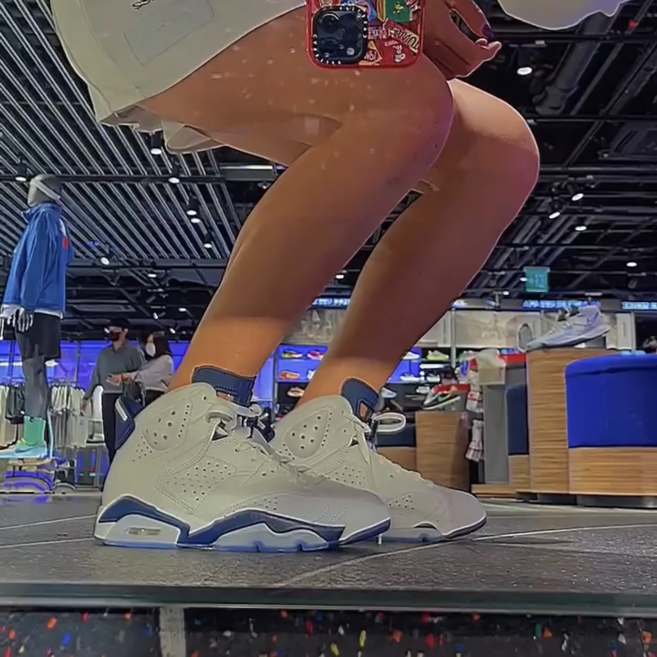 Jordan 6 Retro Midnight Navy 착용 스타일 - 2