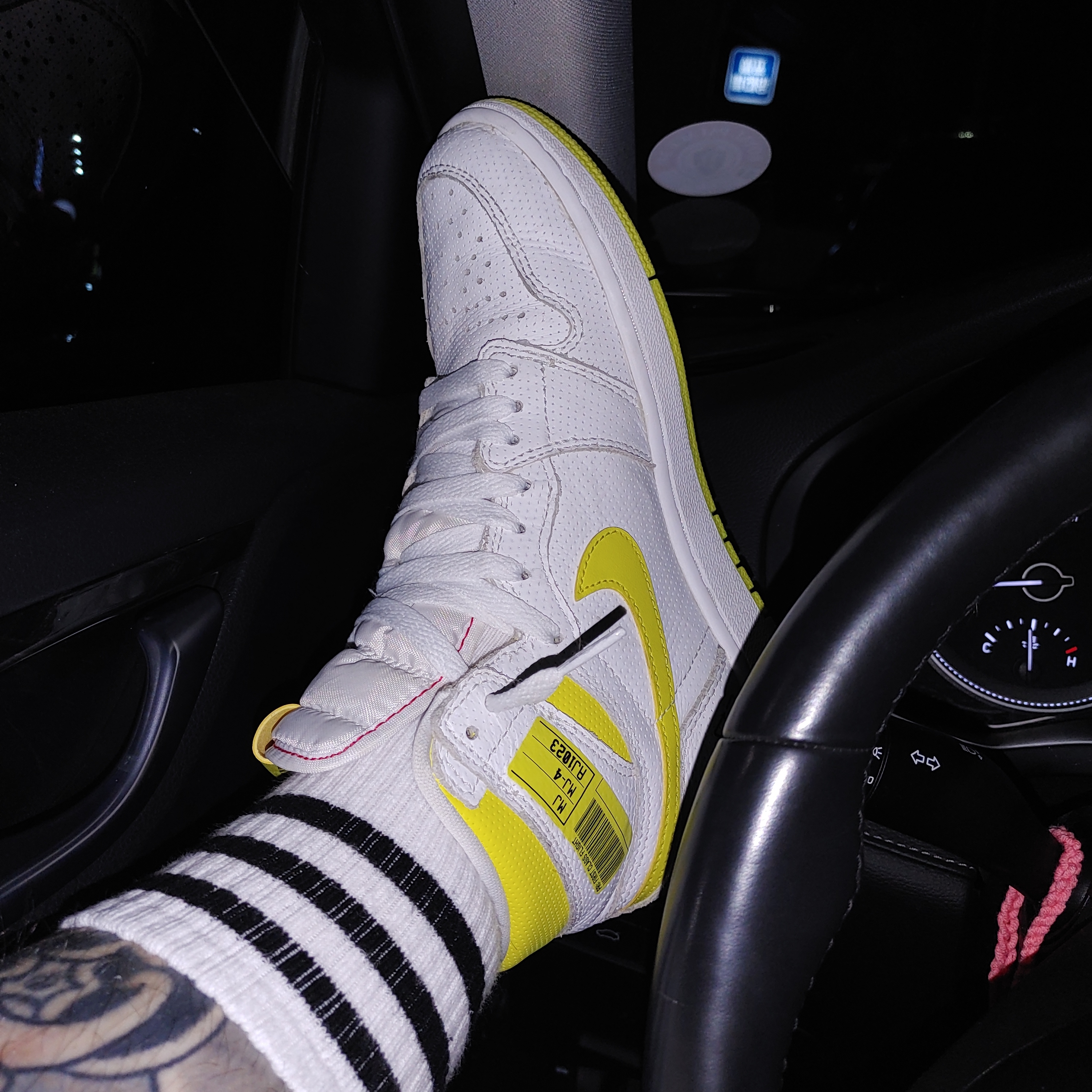 Jordan 1 Retro High OG First Class Flight 착용 스타일