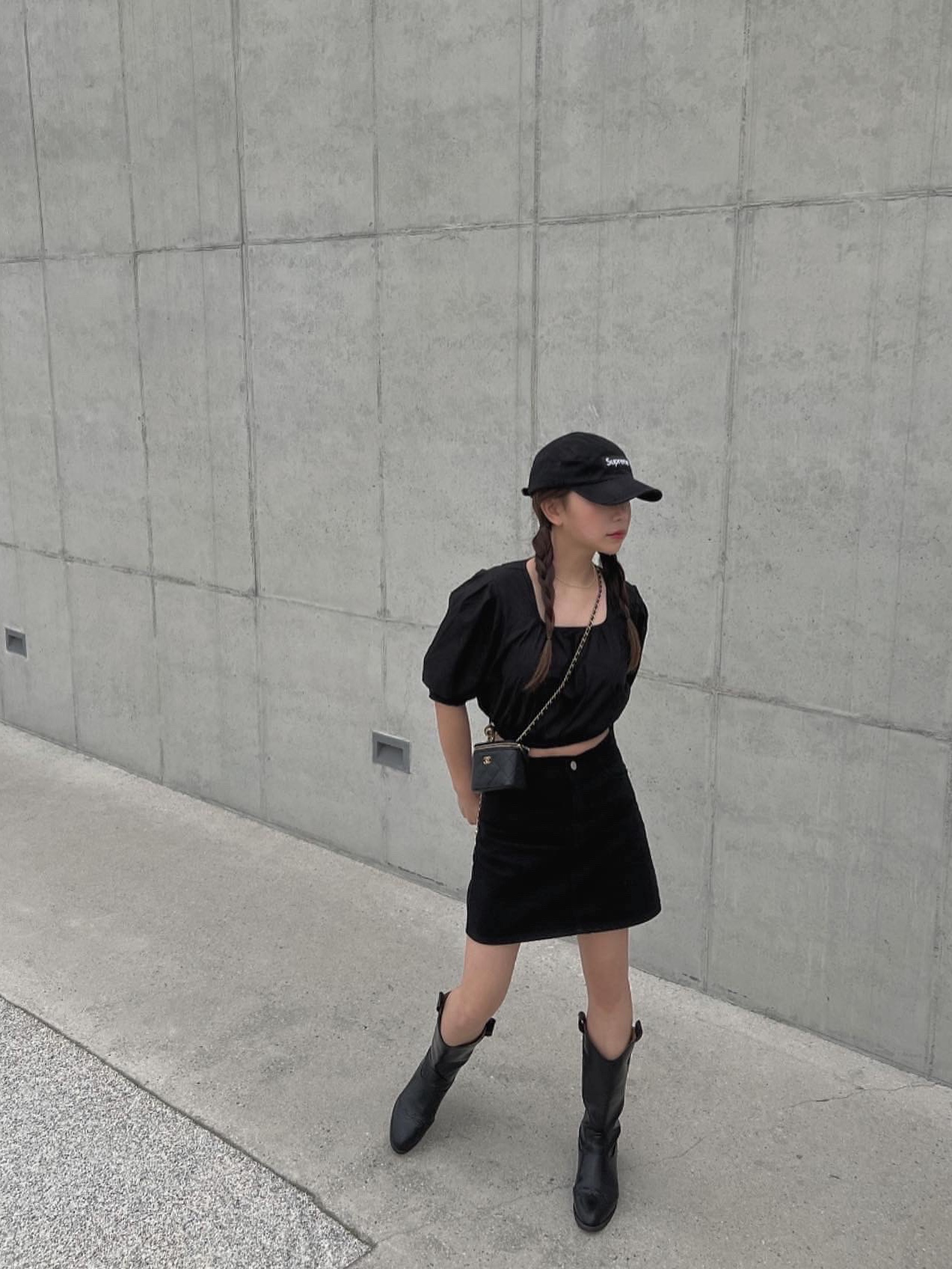 Supreme Mesh Seersucker Camp Cap Black - 21SS, Supreme Washed Chino Twill Camp Cap Black 착용 스타일 - 1