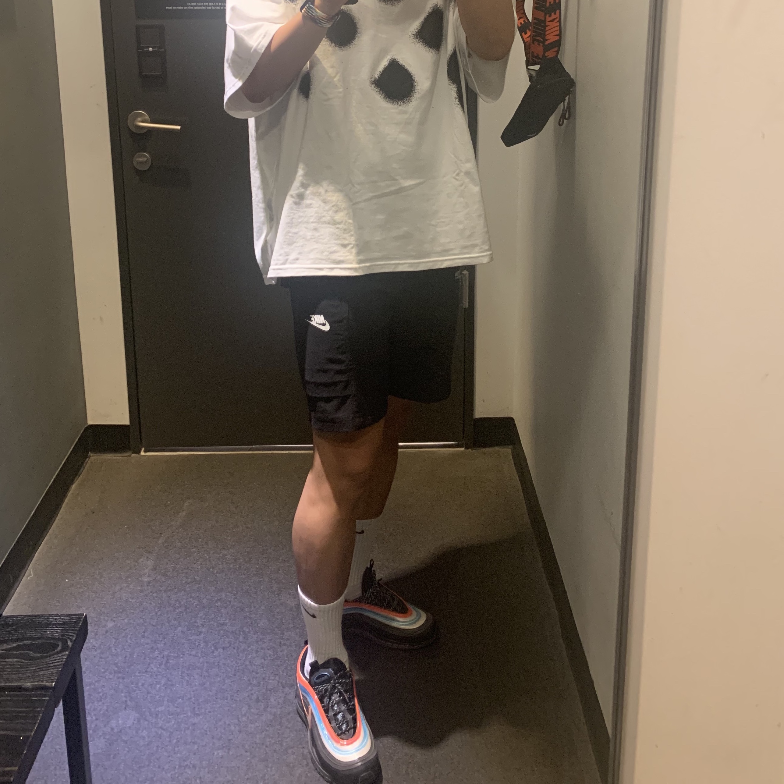 Nike Air Max 97 Neon Seoul, Nike x Off-White NRG Short Sleeve T-Shirt White 착용 스타일