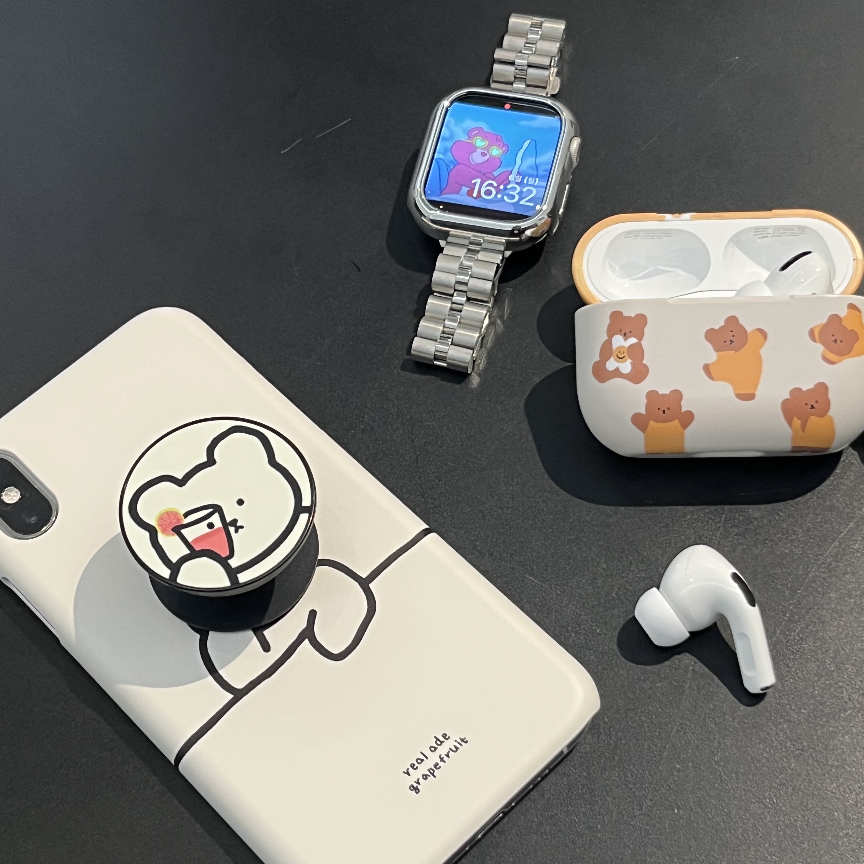 Apple Watch Series 7 41mm Cellular Starlight Aluminum Case with Sport Band Starlight (Korean Ver.) 착용 스타일 - 2