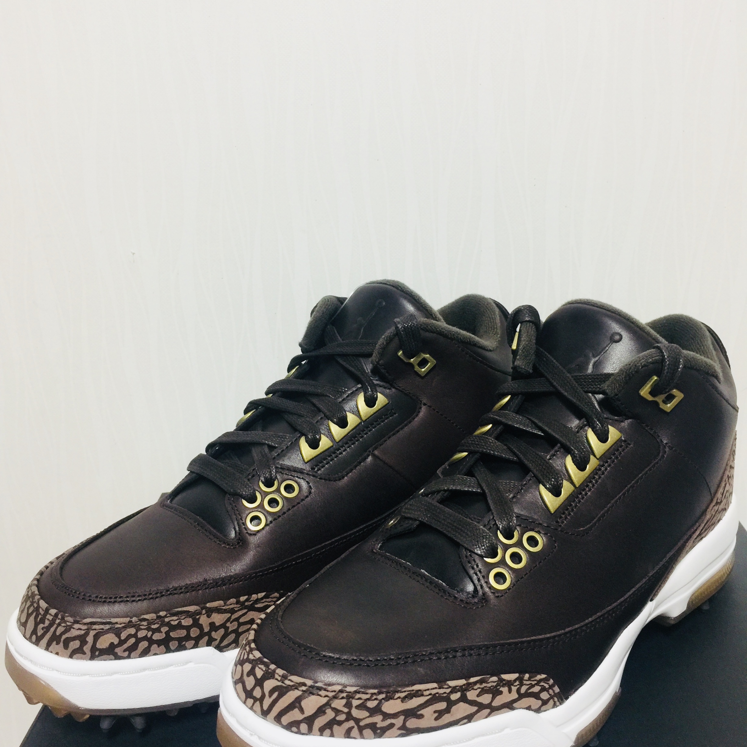 Jordan 3 Retro Golf Premium Brown 착용 스타일 - 1