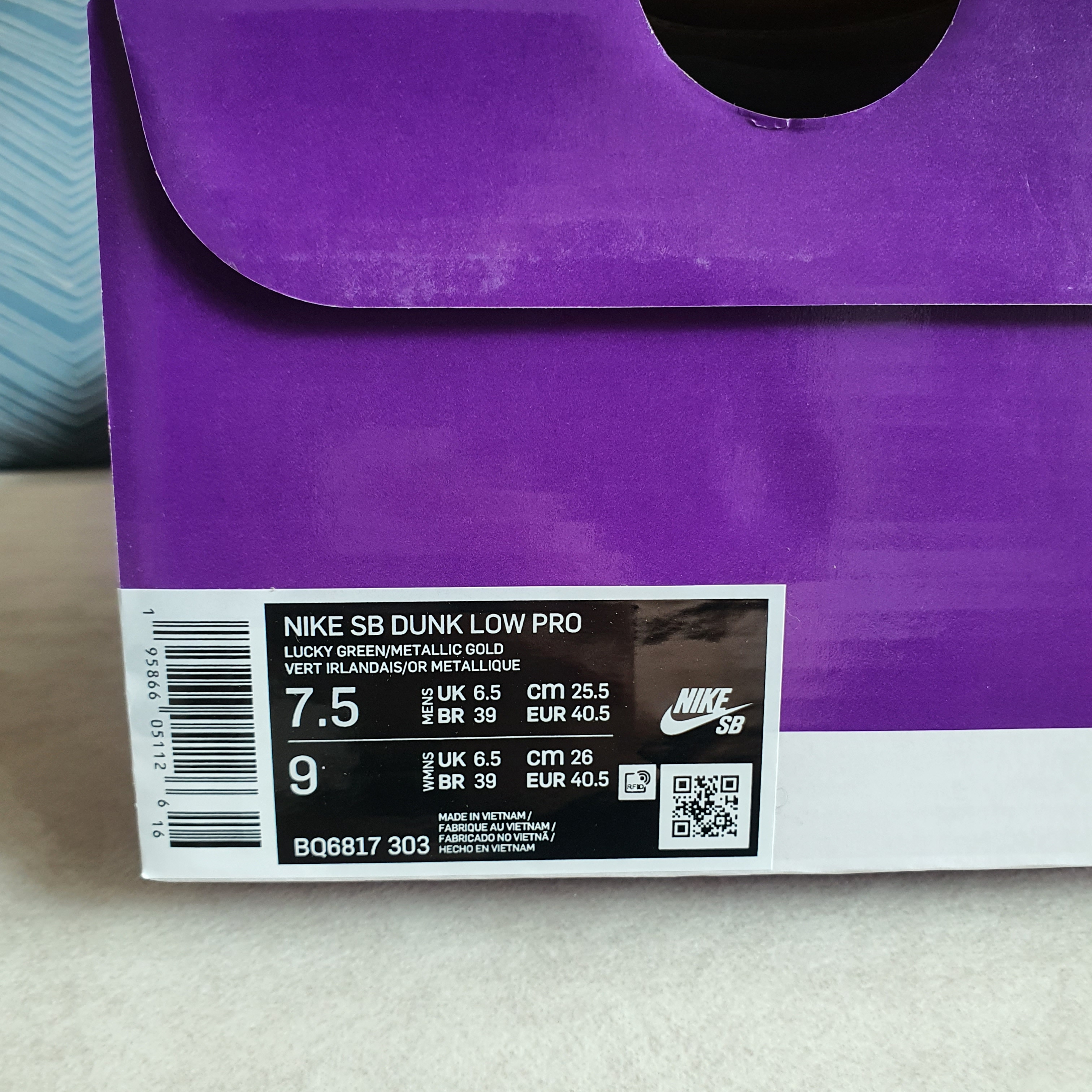 Nike SB Dunk Low Pro Shamrock 착용 스타일 - 2