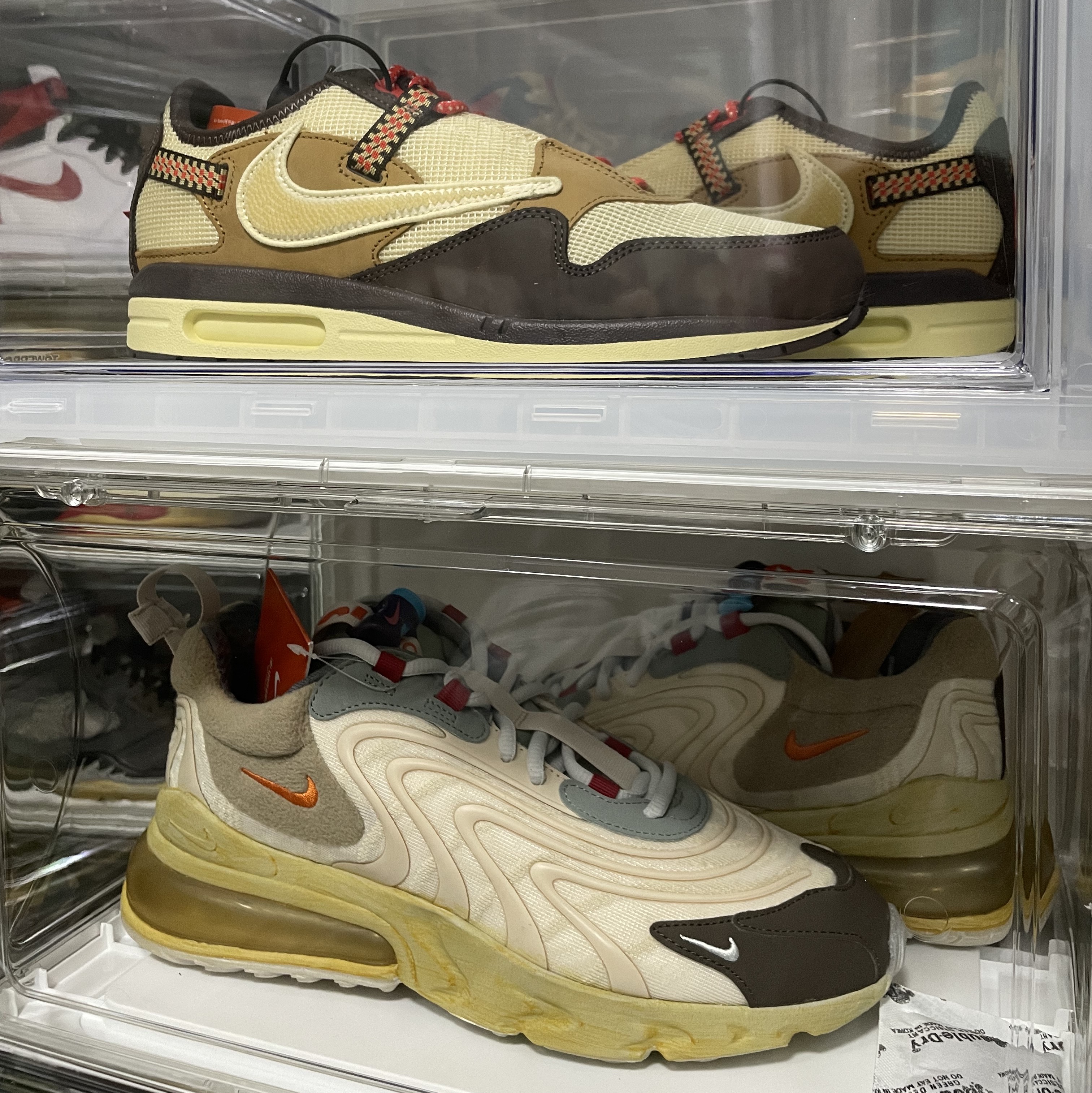 Nike x Travis Scott Air Max 1 Cact.us Brown, Nike x Travis Scott Air Max 270 React Cactus Trails 착용 스타일 - 4
