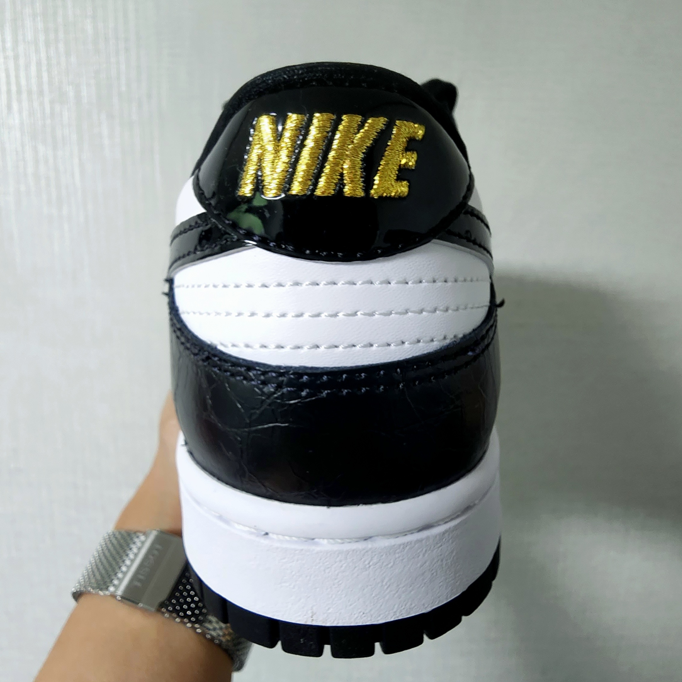 Nike Dunk Low Retro SE Black 착용 스타일 - 4