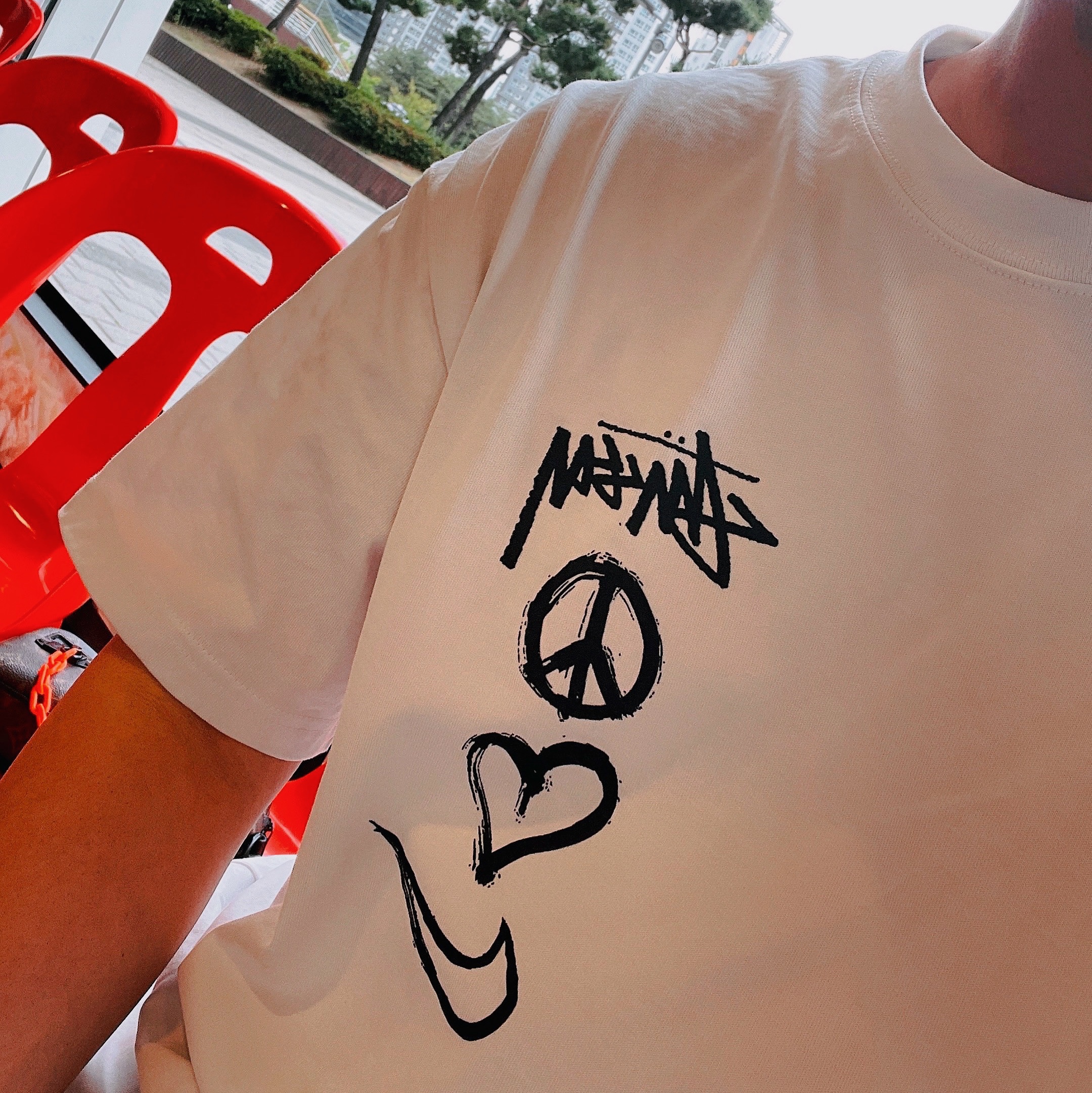 Nike x Stussy NRG RA T-Shirt Summit White (DM4942-121) 착용 스타일