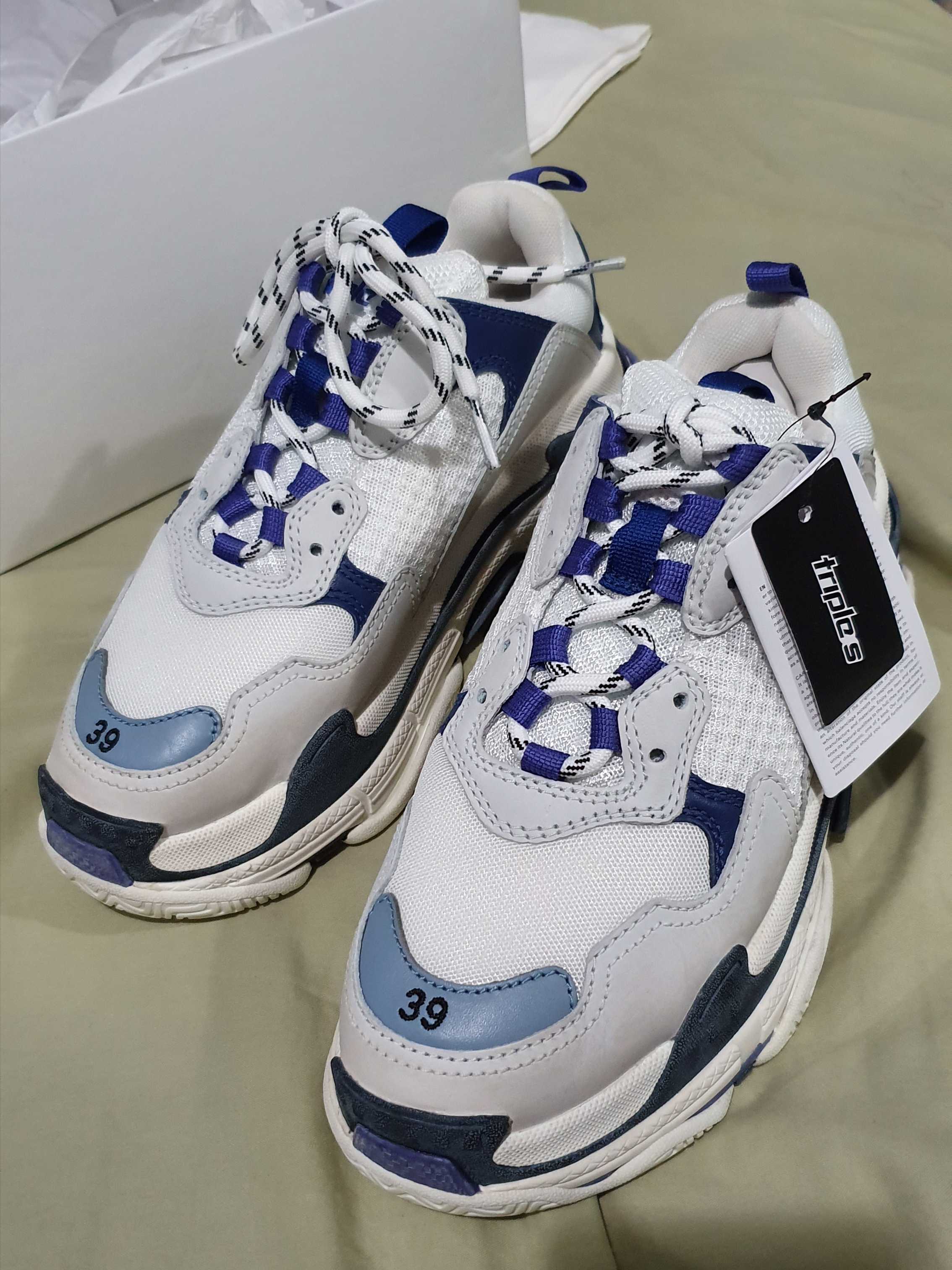 (W) Balenciaga Triple S Trainer White Navy Purple 착용 스타일