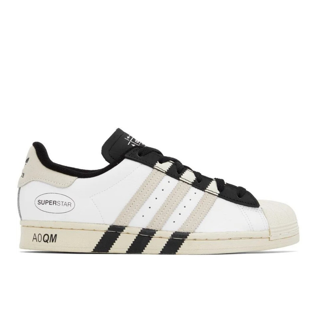 Adidas Superstar Extended Stripes 착용 스타일 - 4