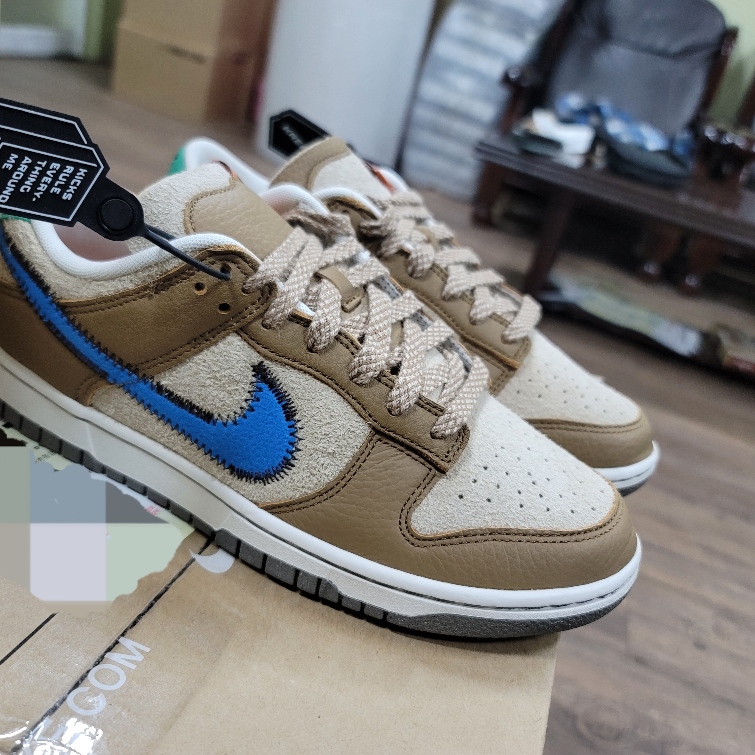 Nike x Size? Dunk Low Dark Driftwood Photo Blue 착용 스타일 - 3