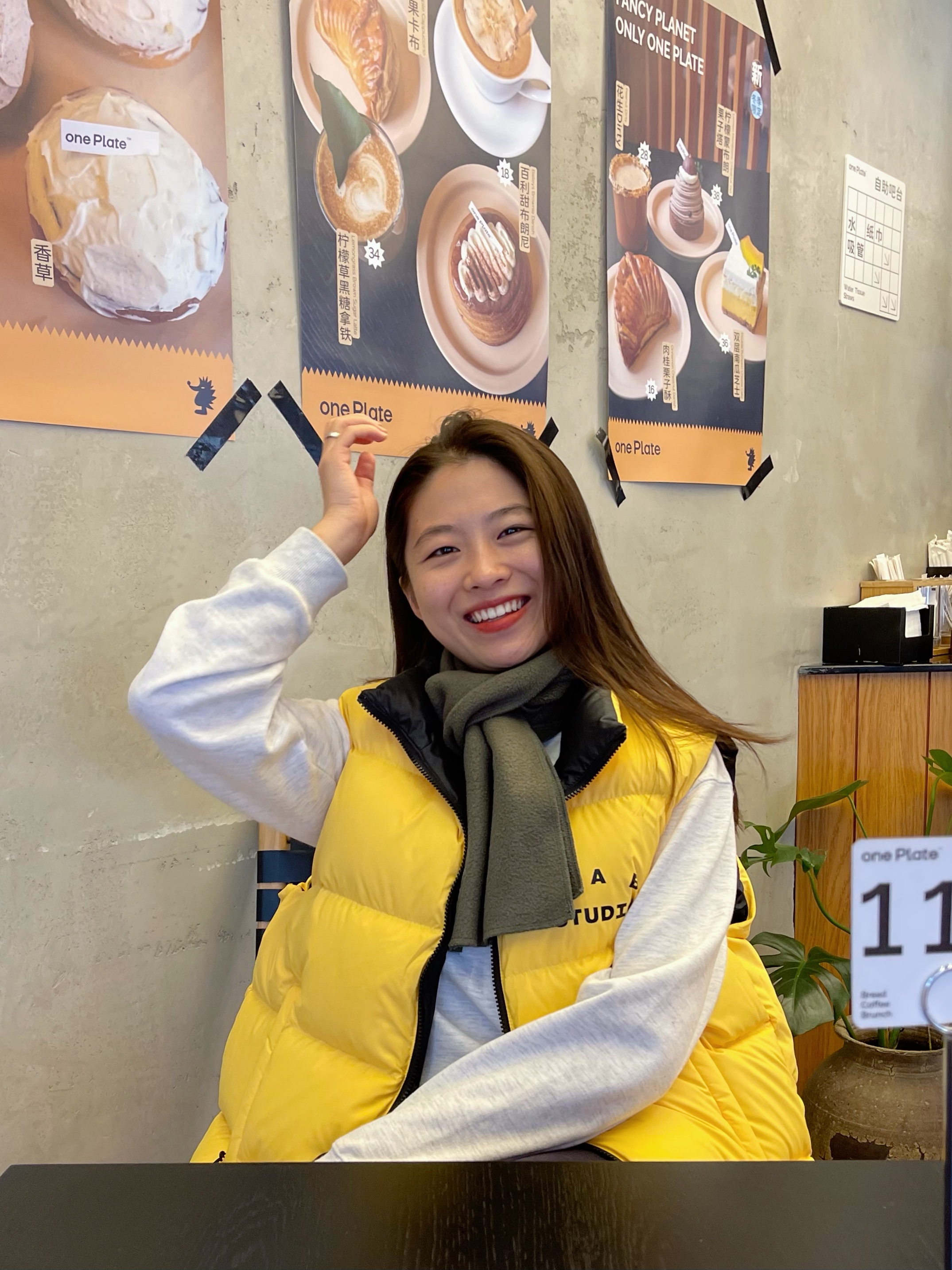 IAB Studio Long Sleeve Light Gray, IAB Studio x LMC Yellow & Black Reversible Down Vest 착용 스타일 - 3
