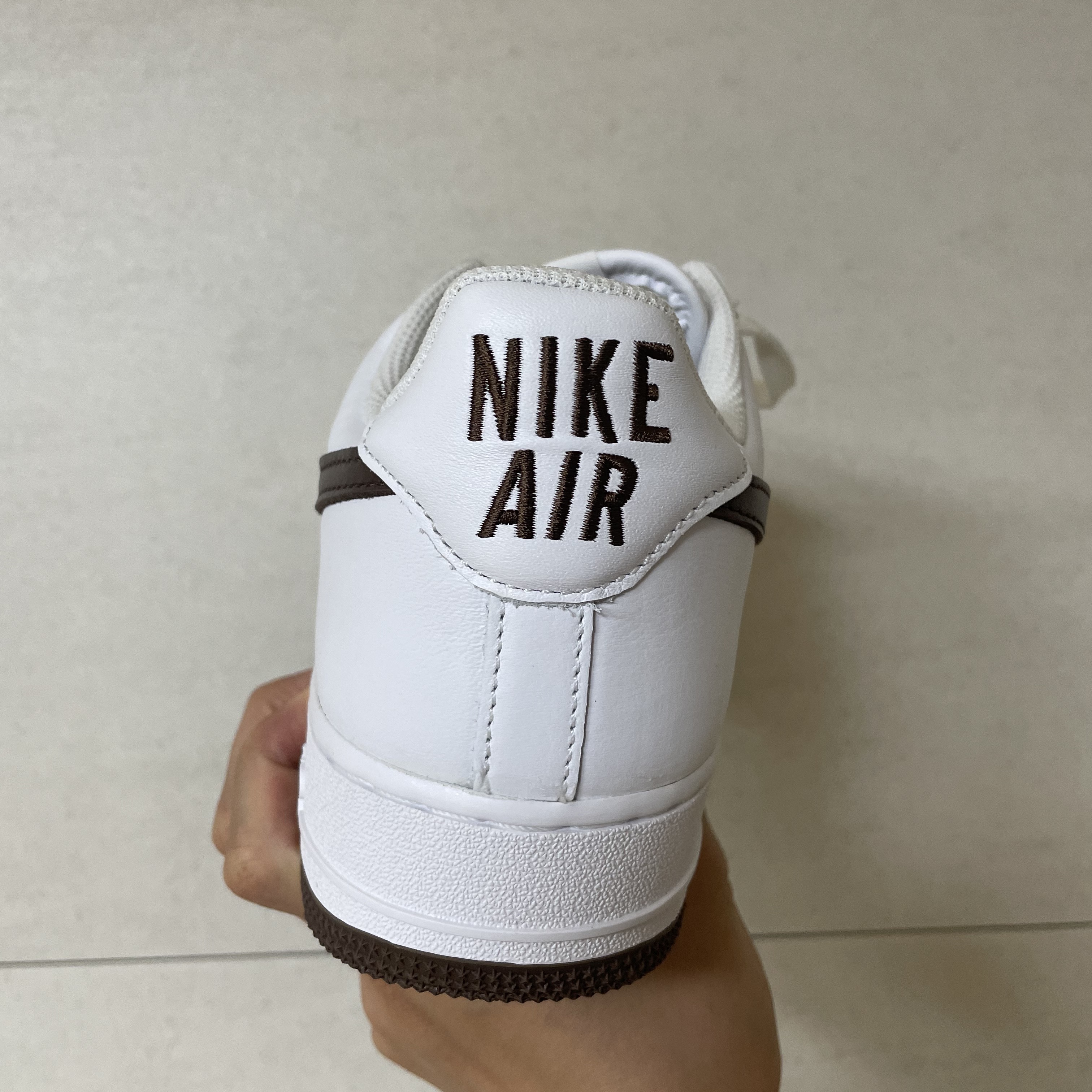 Nike Air Force 1 Low Retro Color of the Month Chocolate 착용 스타일 - 2