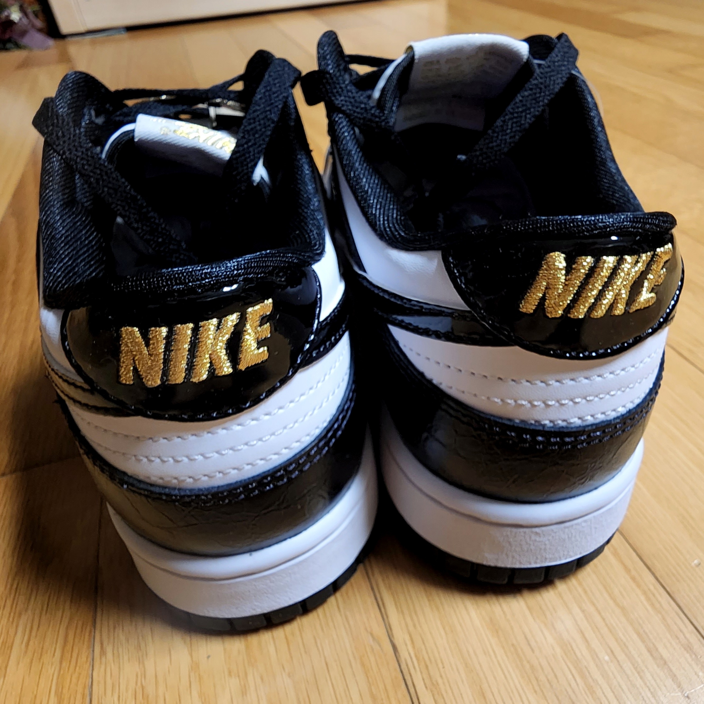 Nike Dunk Low Retro SE Black 착용 스타일 - 5
