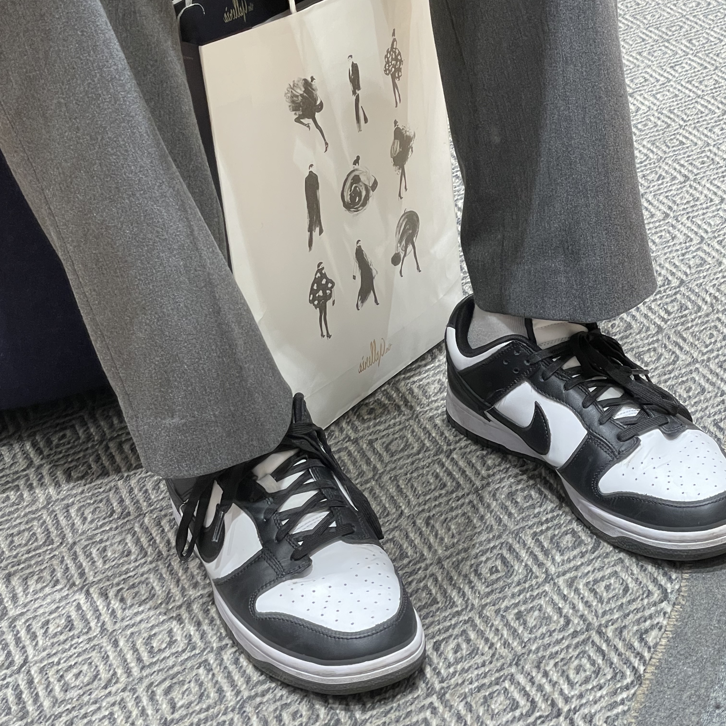 Nike Dunk Low Retro Black 착용 스타일