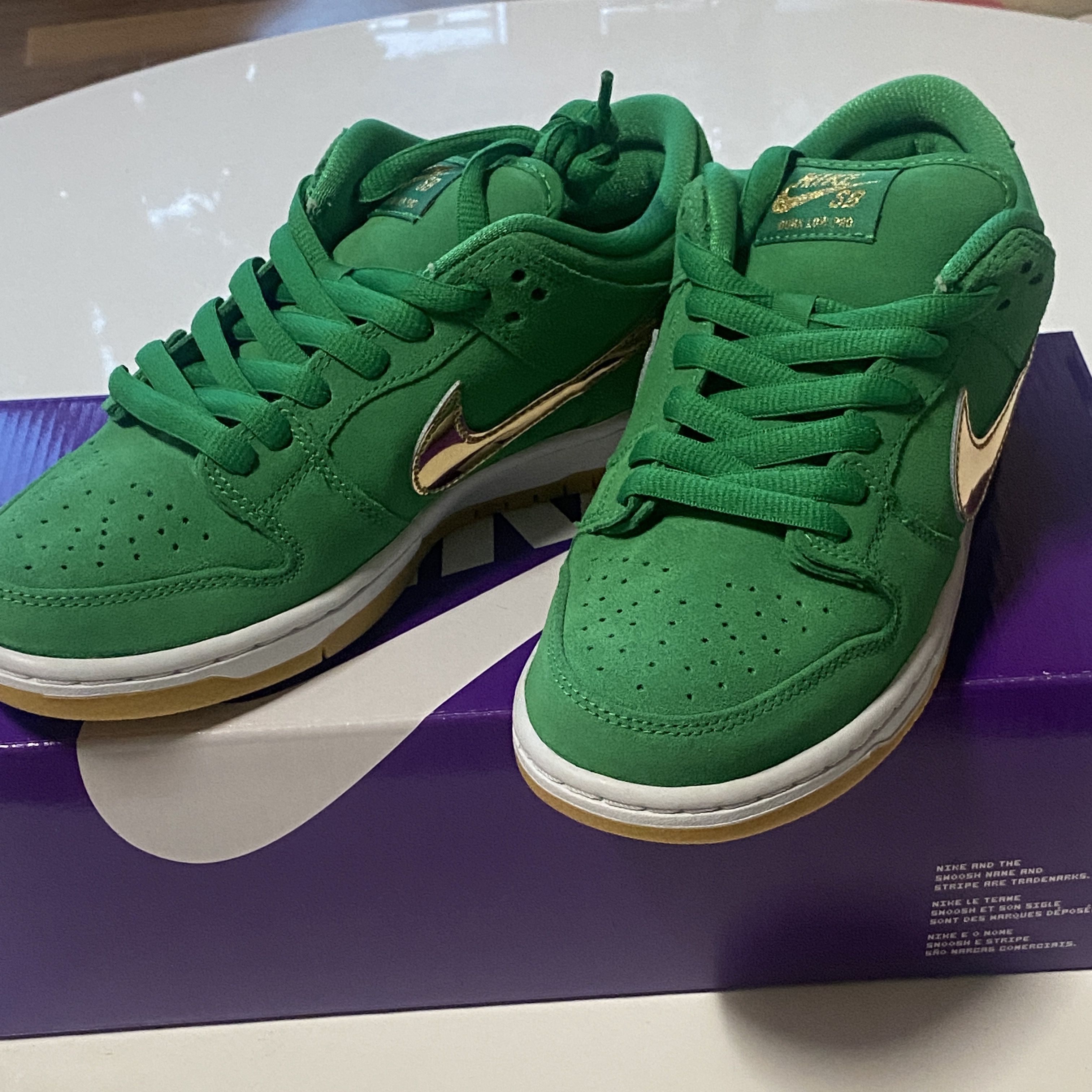 Nike SB Dunk Low Pro Shamrock 착용 스타일