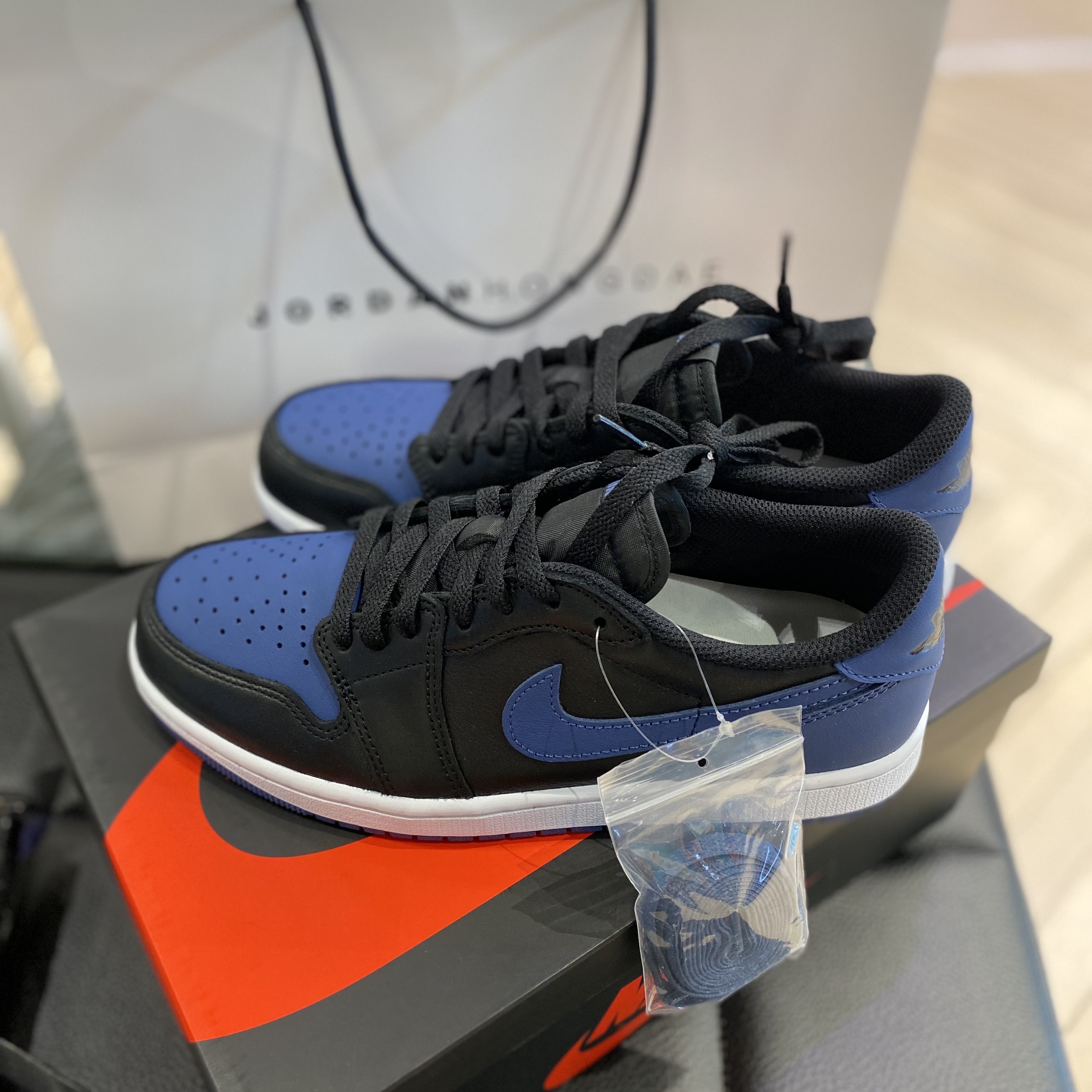 Jordan 1 Retro Low OG Mystic Navy 착용 스타일