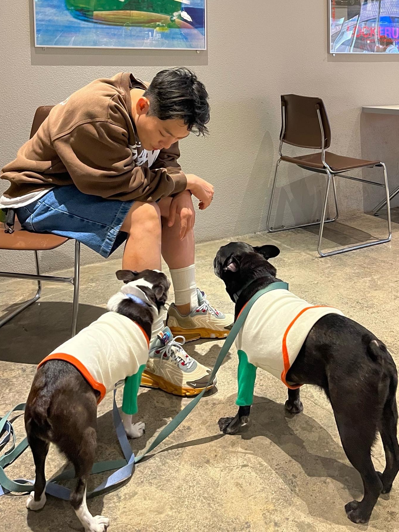 Nike x Travis Scott Air Max 270 React Cactus Trails, Jordan x Union Everyday Essential 3.0 Crew Socks Cashmere 착용 스타일 - 4