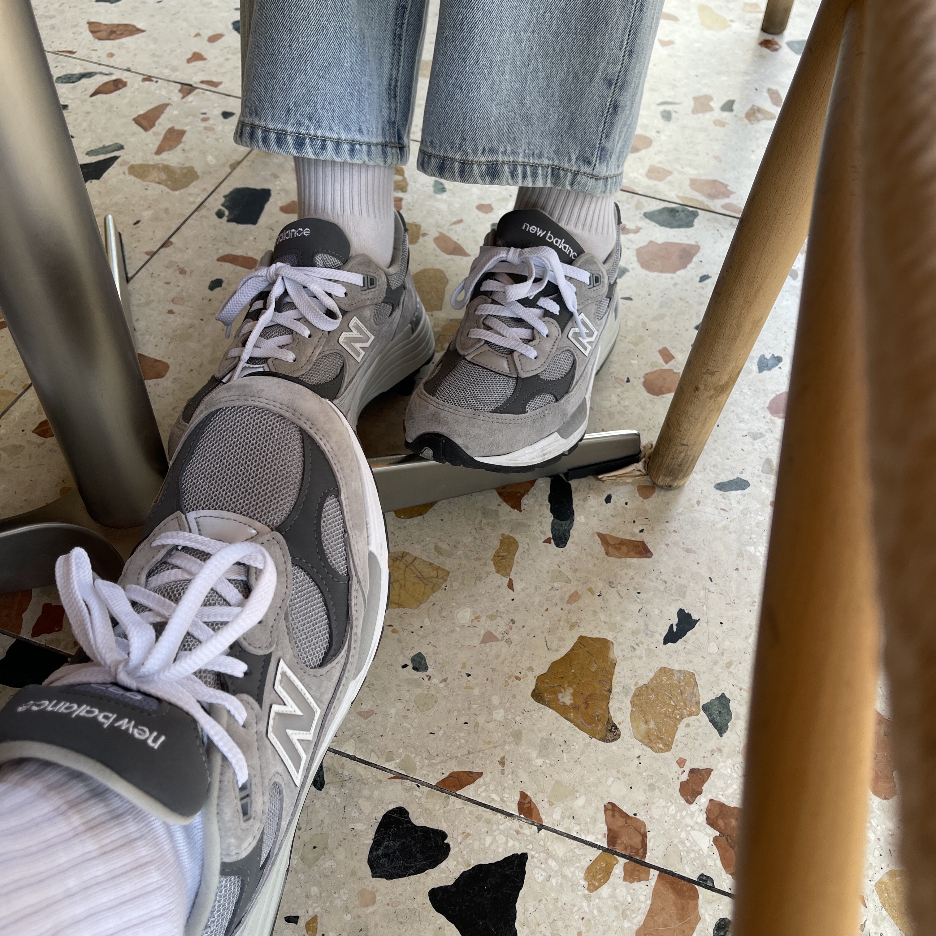 New Balance 992 Made in USA Grey - D Standard 착용 스타일