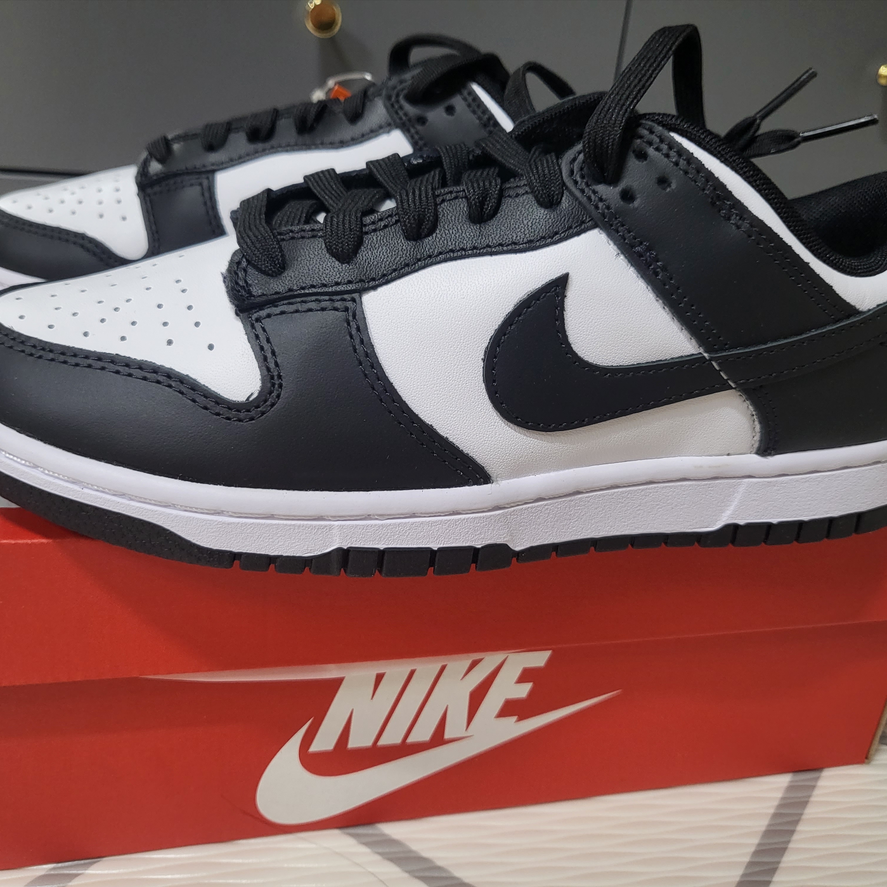 Nike Dunk Low Retro Black 착용 스타일