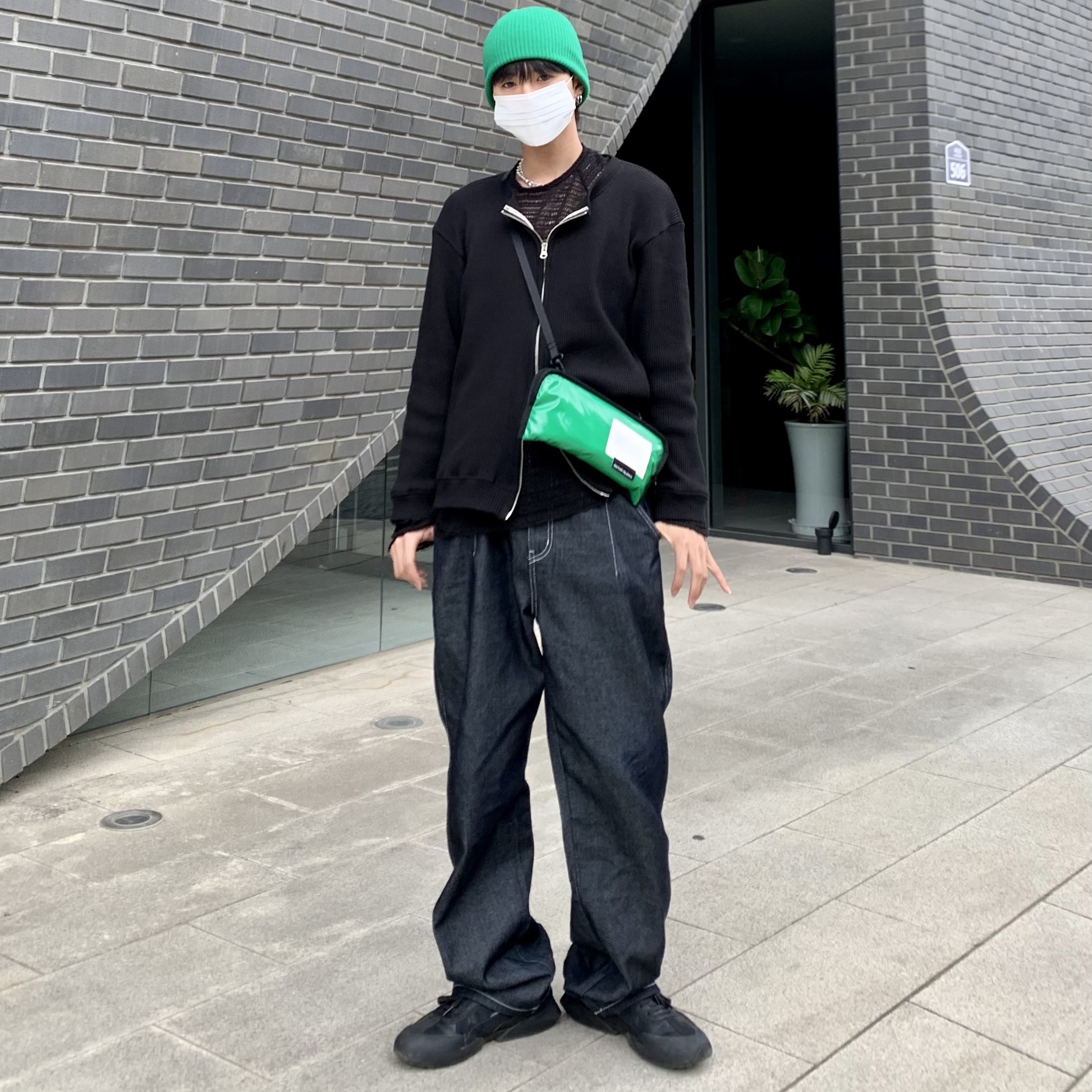 Puma Vaderon Black 착용 스타일 - 3