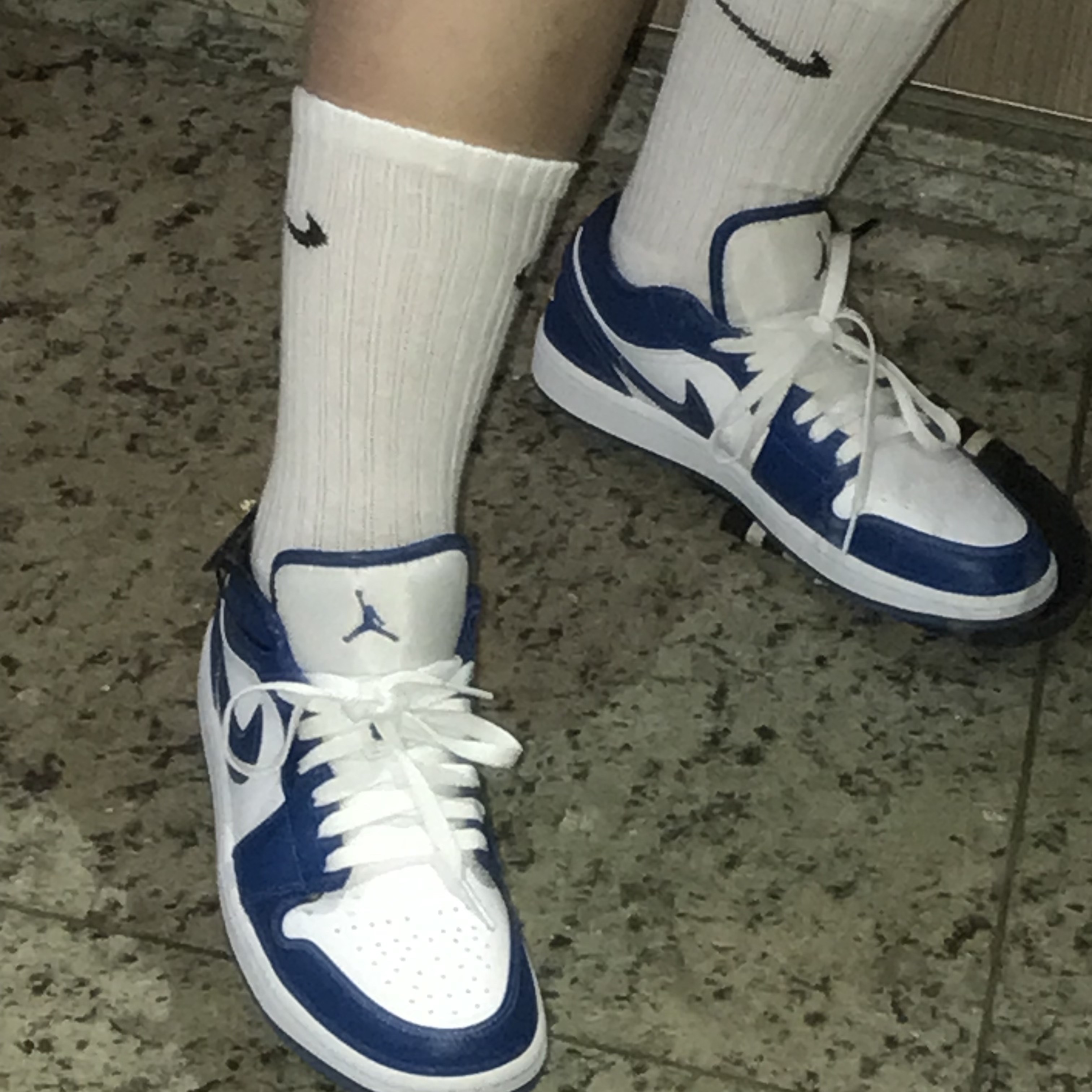 (W) Jordan 1 Low White Dark Marina Blue 착용 스타일