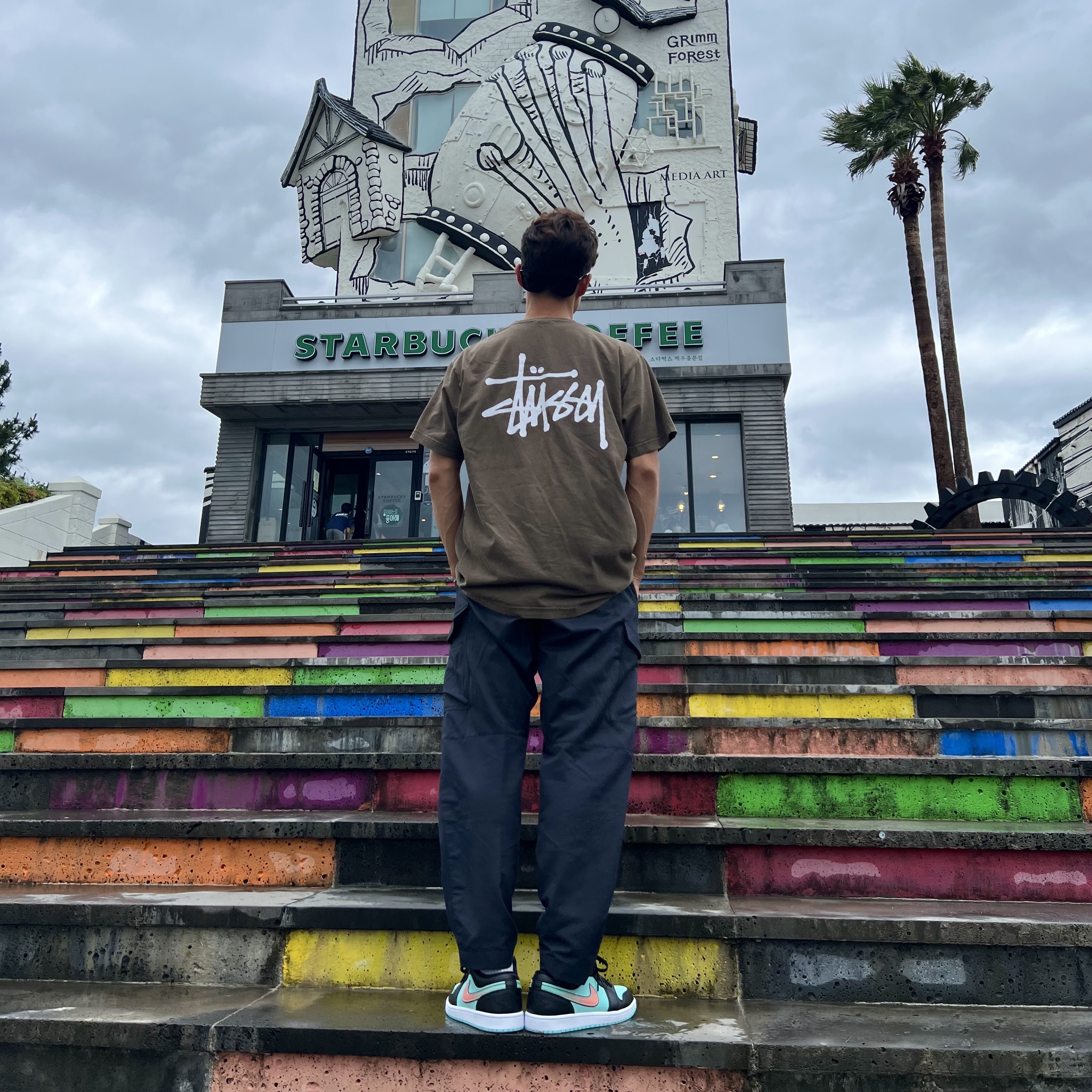 Jordan 1 Low SE Tropical Twist 착용 스타일