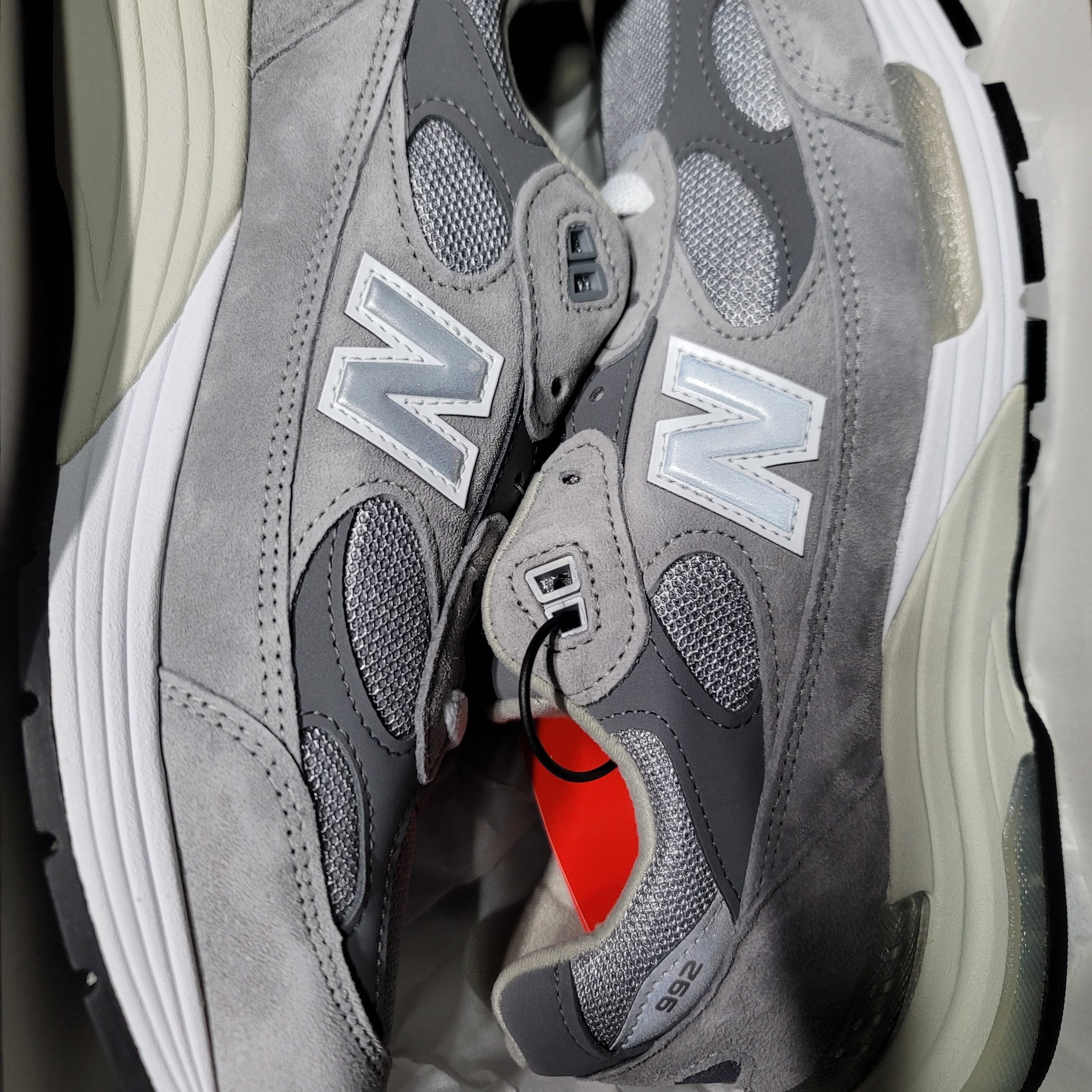 New Balance 992 Made in USA Grey - D Standard 착용 스타일 - 2