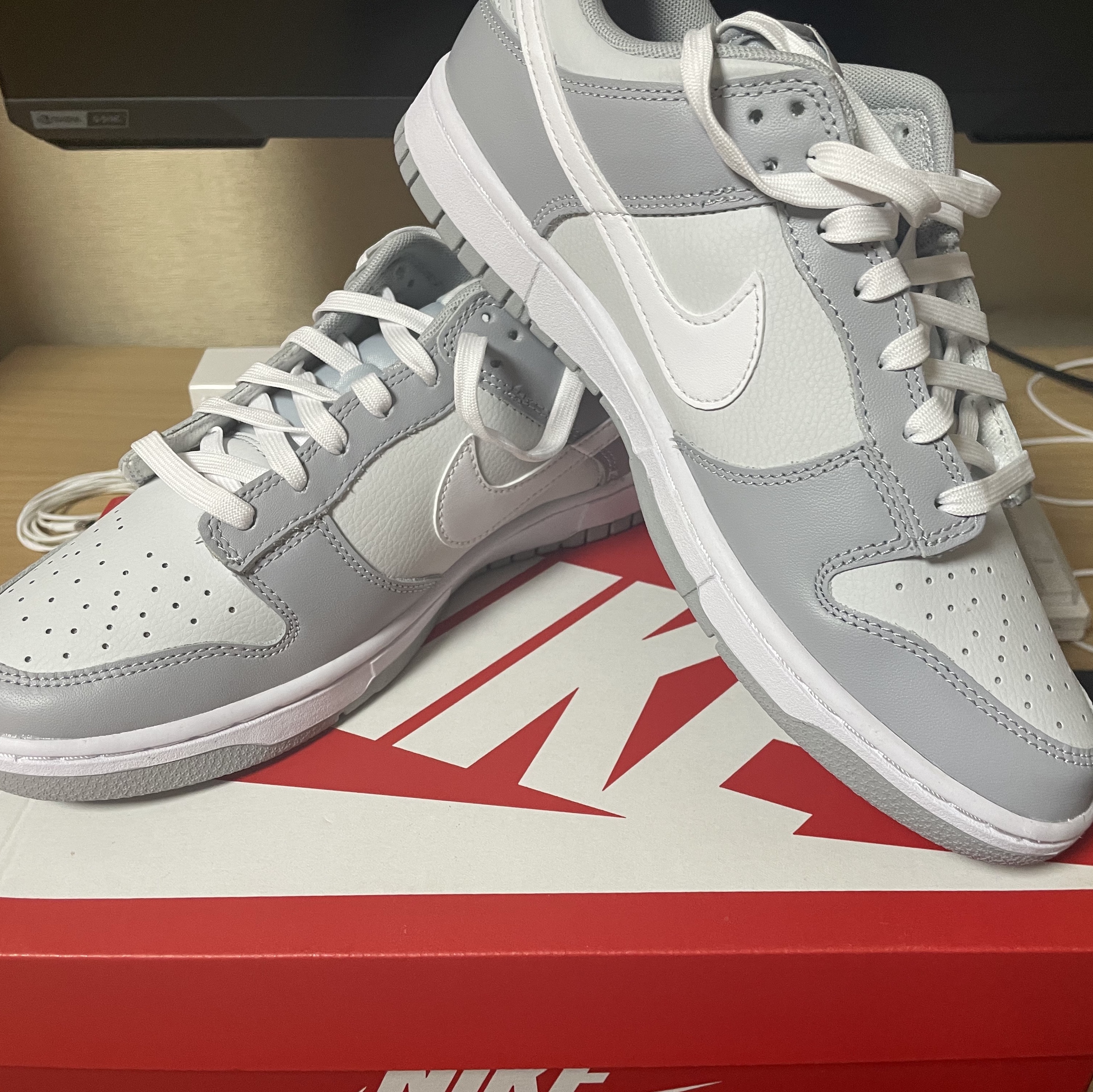 Nike Dunk Low Retro Wolf Grey 착용 스타일