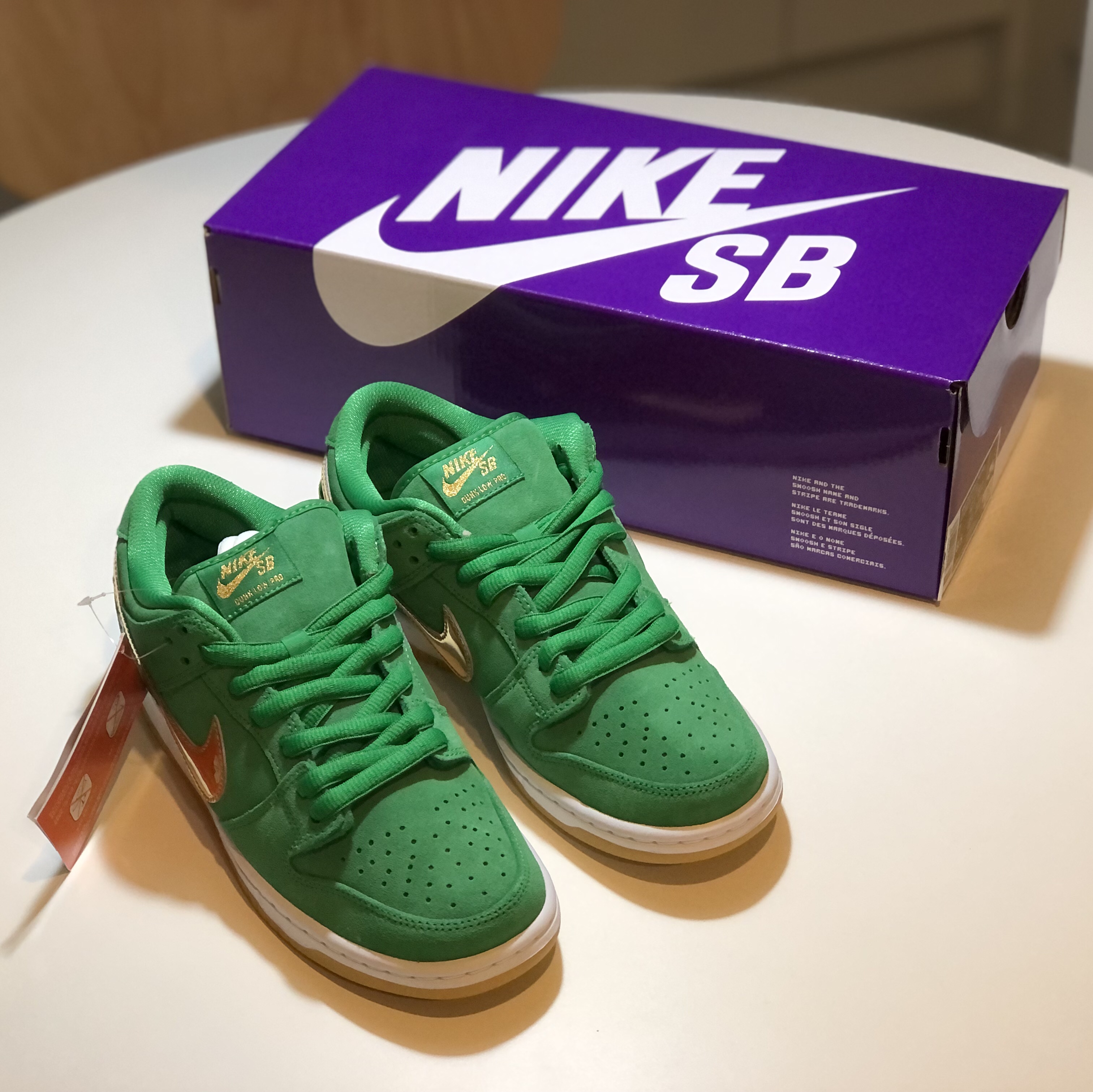 Nike SB Dunk Low Pro Shamrock 착용 스타일 - 1
