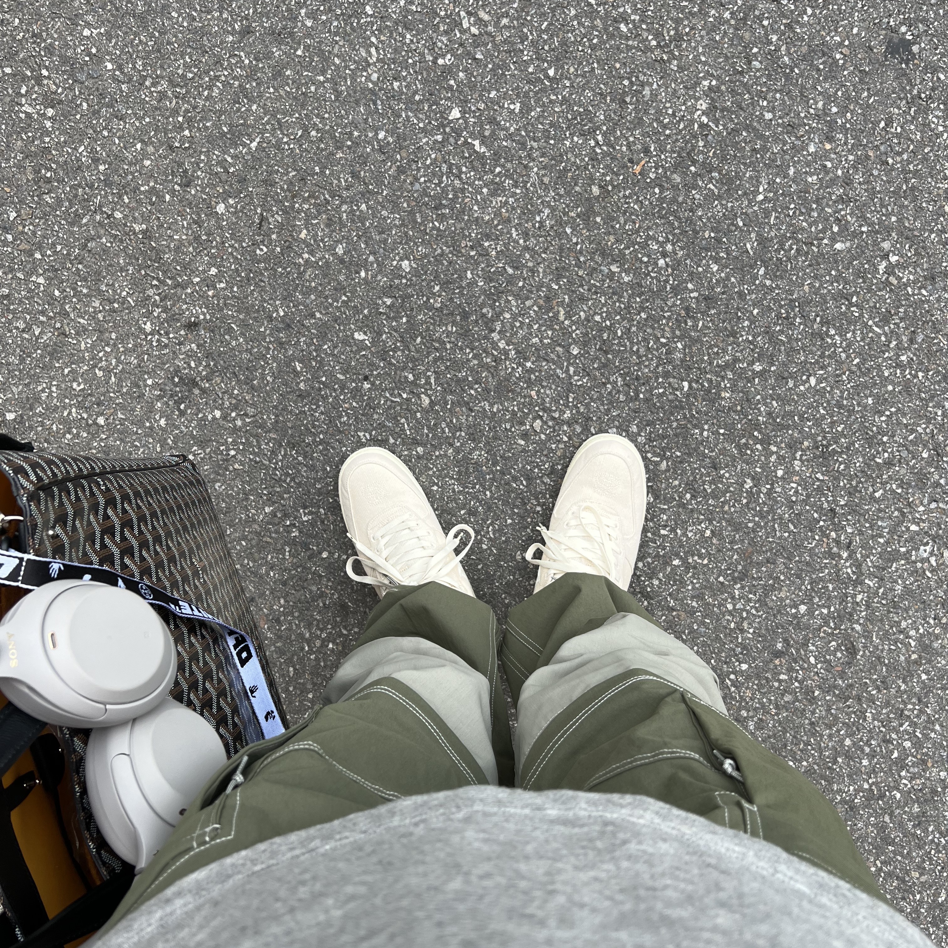 Nike x Stussy Air Force 1 '07 Mid SP Fossil, Nike ACG Smith Summit Cargo Pants Medium Olive - Asia 착용 스타일