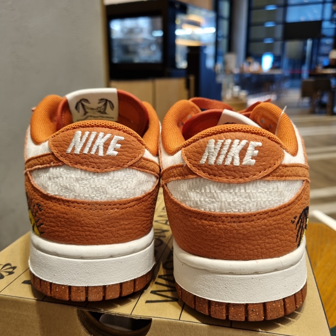 (W) Nike Dunk Low SE Sun Club Burnt Sunrise 착용 스타일 - 2