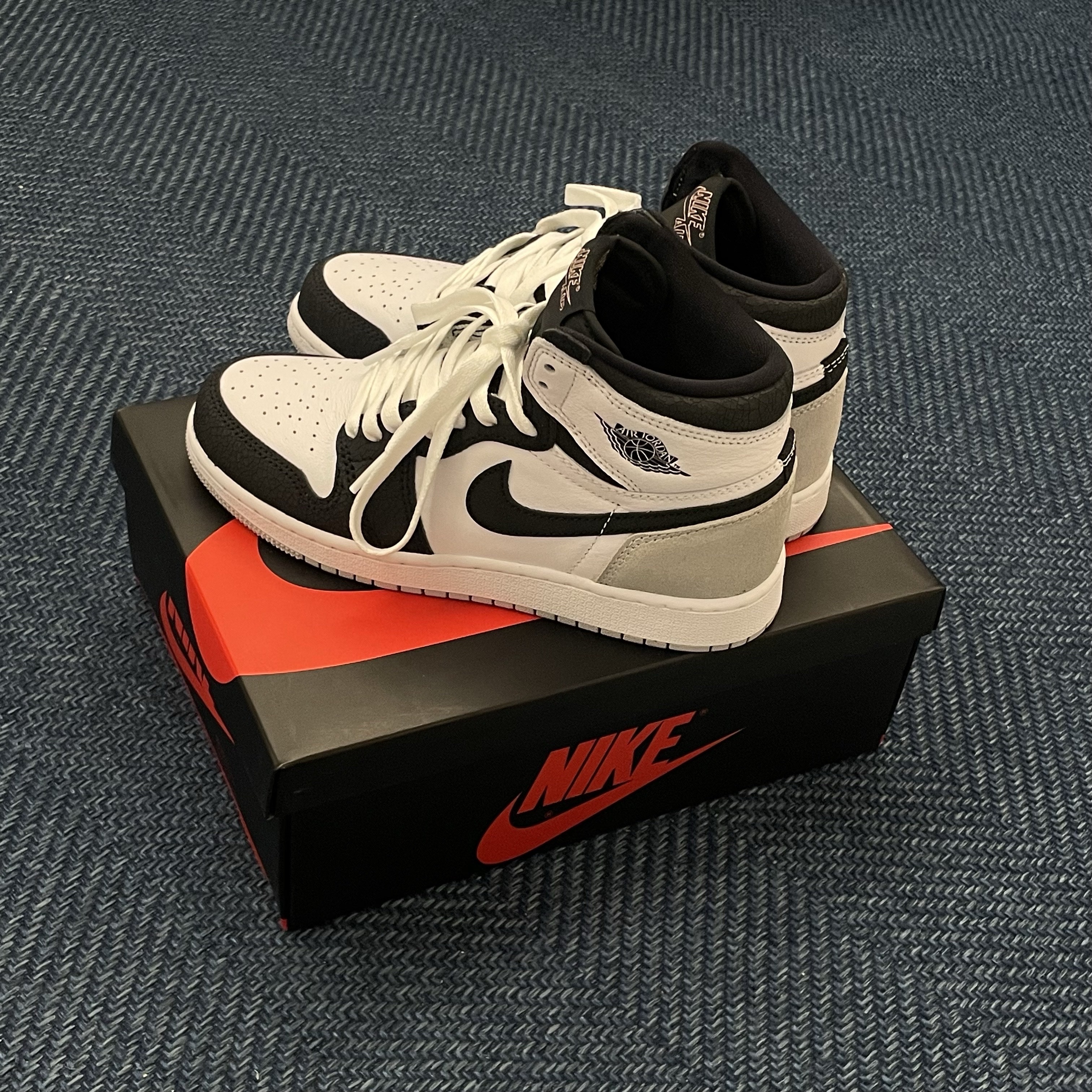 Jordan 1 Retro High OG Bleached Coral, (GS) Jordan 1 Retro High OG Bleached Coral 착용 스타일