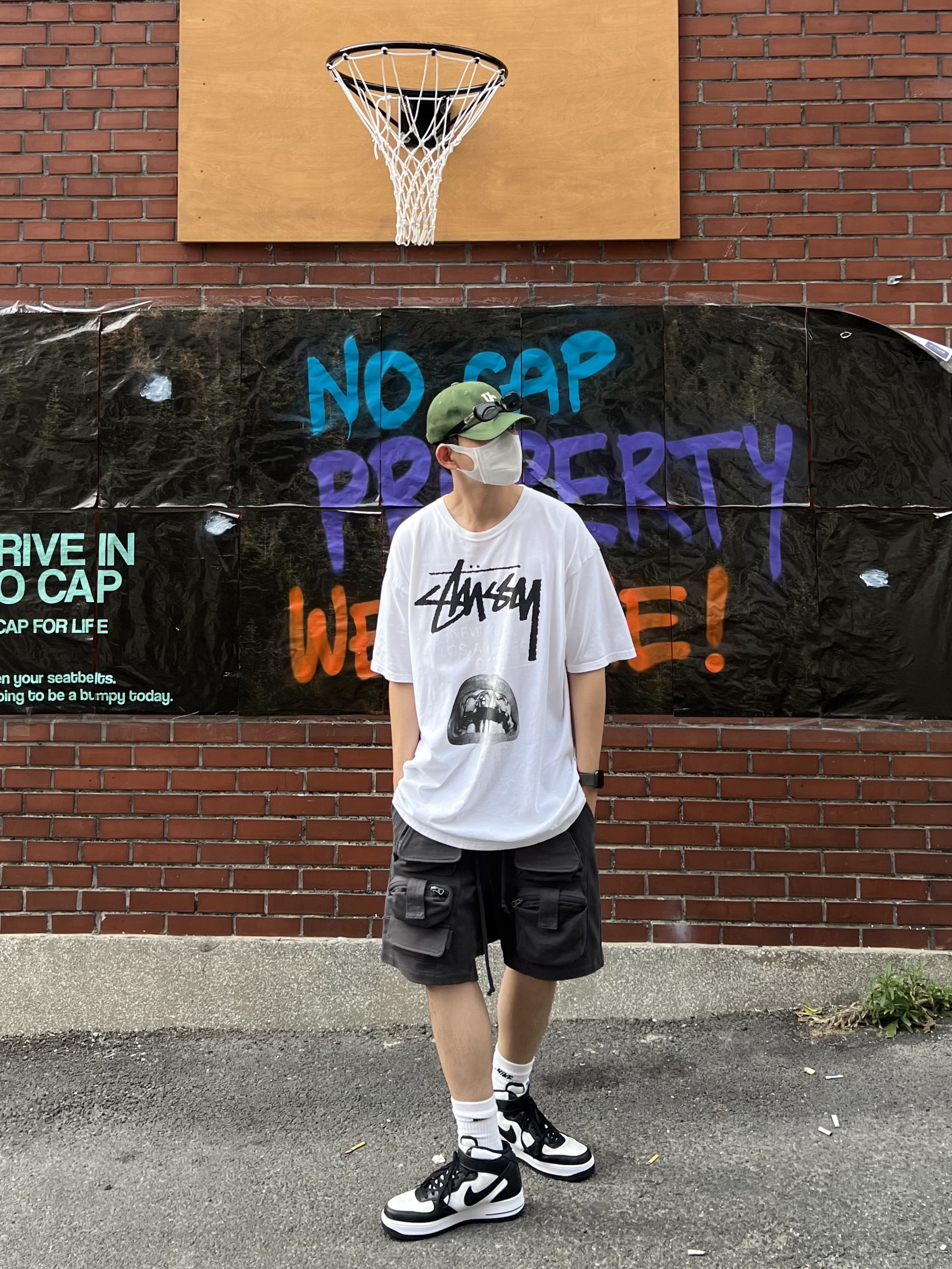 Nike x Stussy Air Force 1 '07 Mid SP Black and Light Bone, Stussy x Rick Owens 40 WT T-Shirt 착용 스타일 - 1
