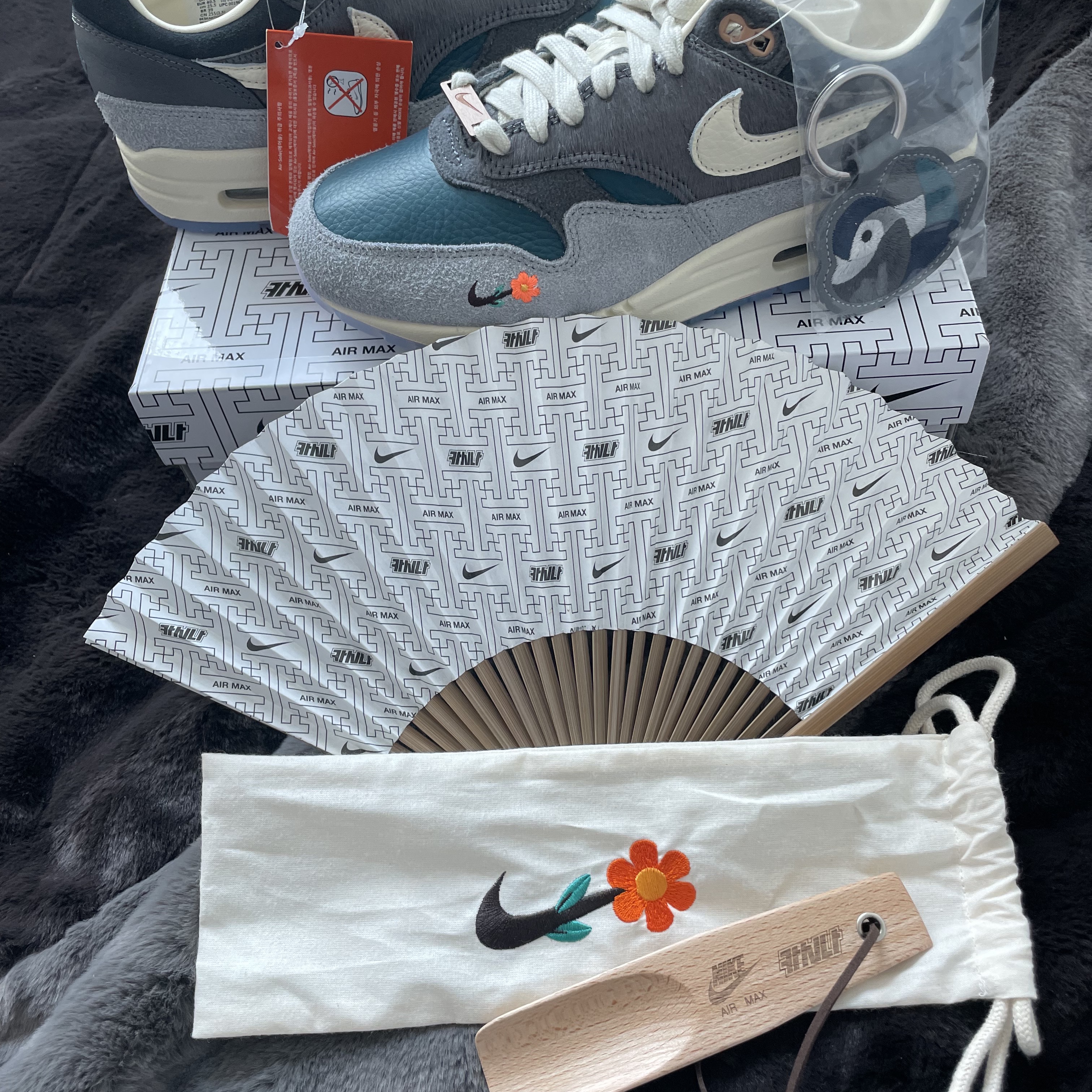 Nike x Kasina Air Max 1 SP Won-Ang Particle Grey (With Special Gift), Nike x Kasina Air Max 1 SP Won-Ang Particle Grey 착용 스타일