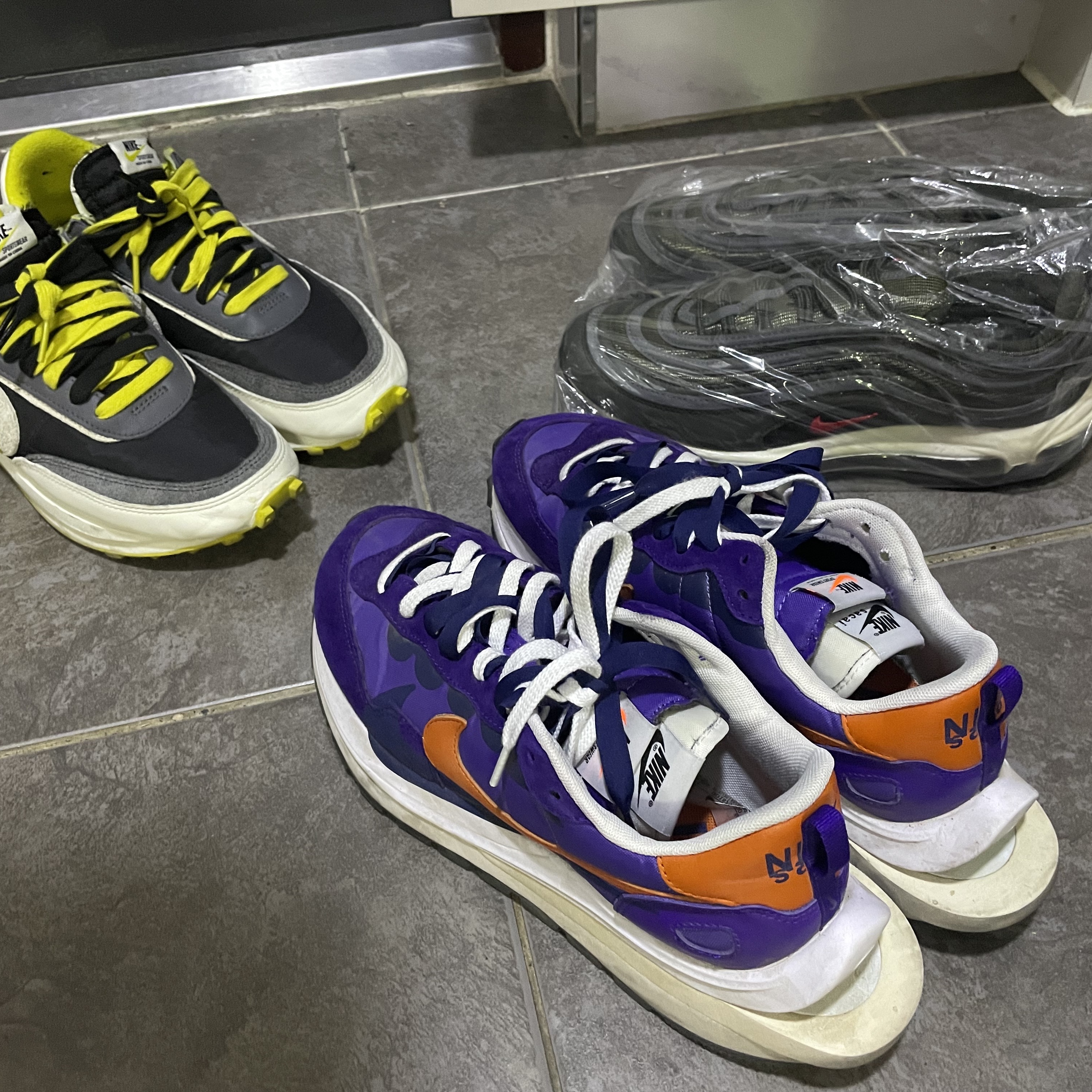 Nike x Sacai x Undercover LDWaffle Black Bright Citron, Nike x Sacai VaporWaffle Dark Iris 착용 스타일