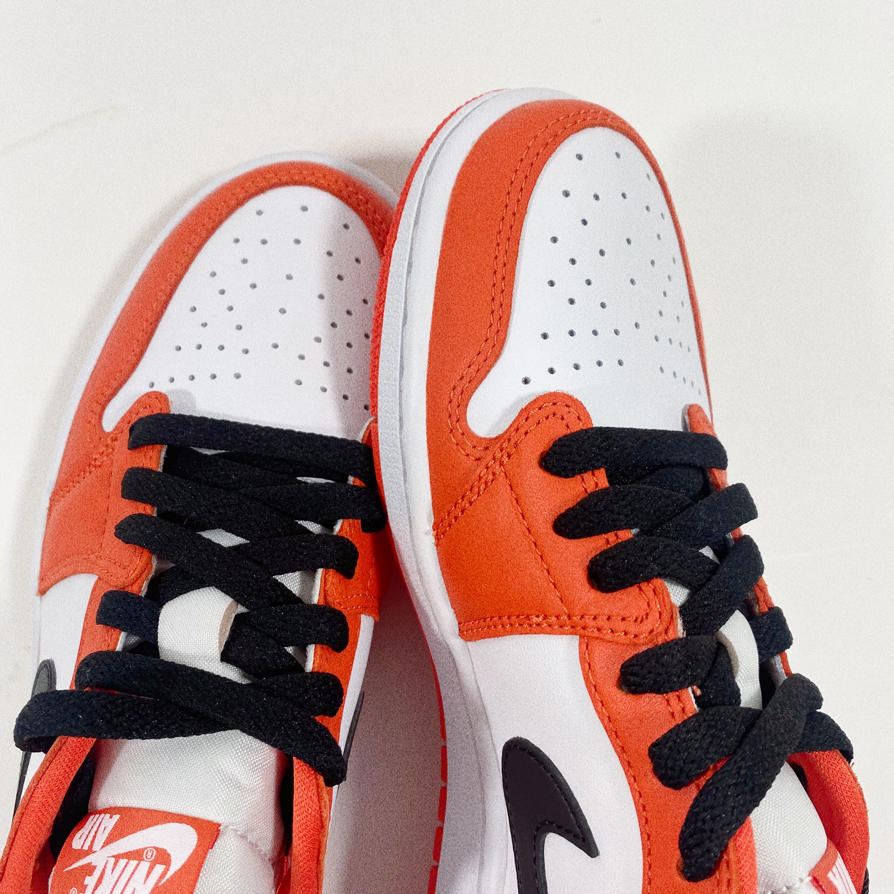 Jordan 1 Low OG Starfish 착용 스타일 - 1