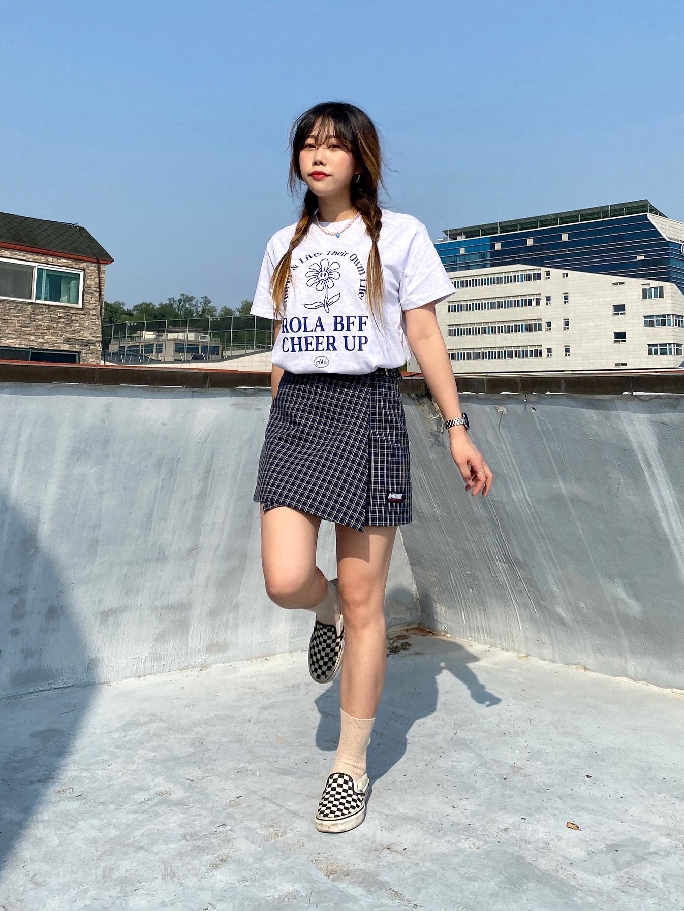 Vans Slip-On Checkerboard, Apple Watch Series 7 41mm GPS Midnight Aluminum Case with Sport Band Midnight (Korean Ver.) 착용 스타일 - 2