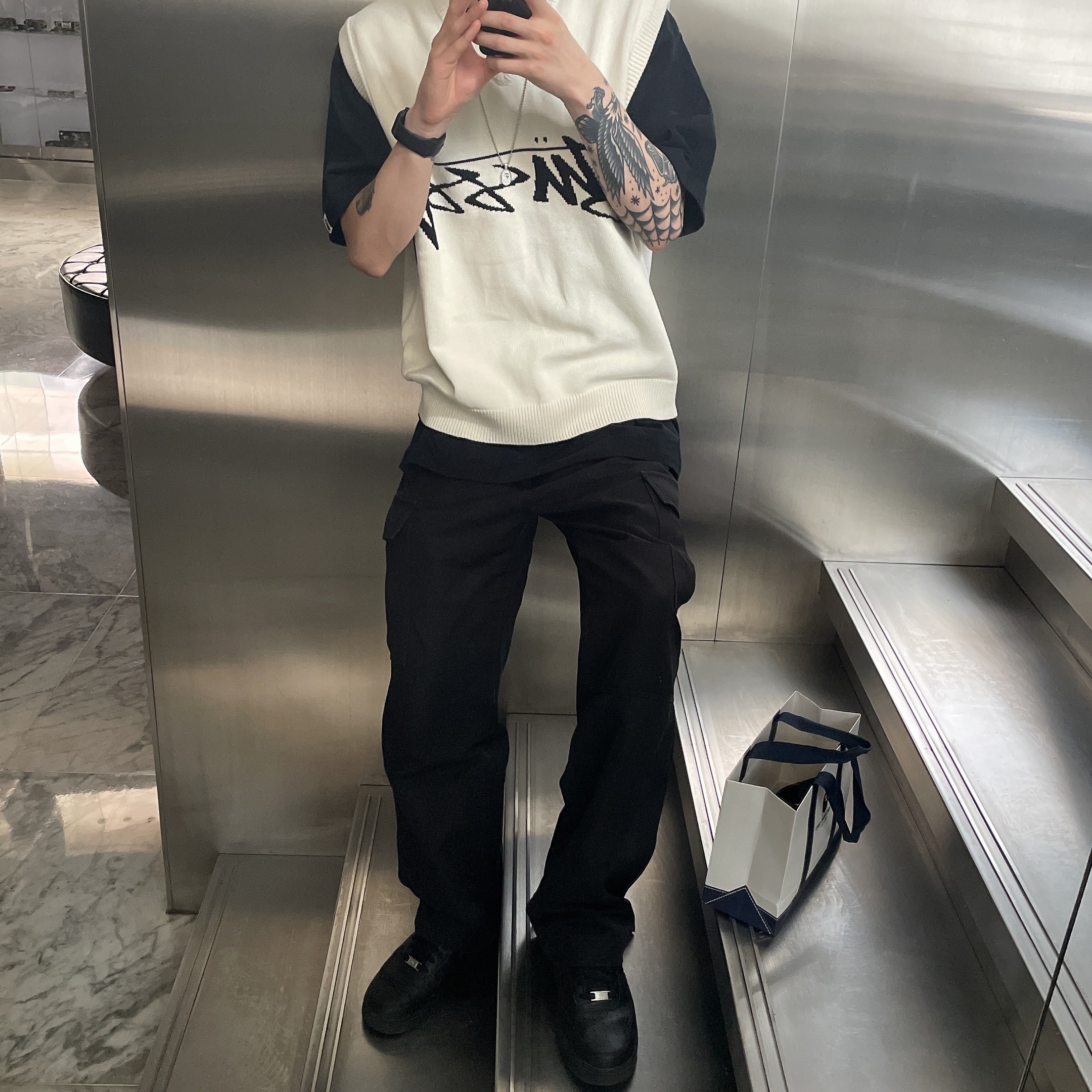 Stussy Sweater Vest Natural 착용 스타일