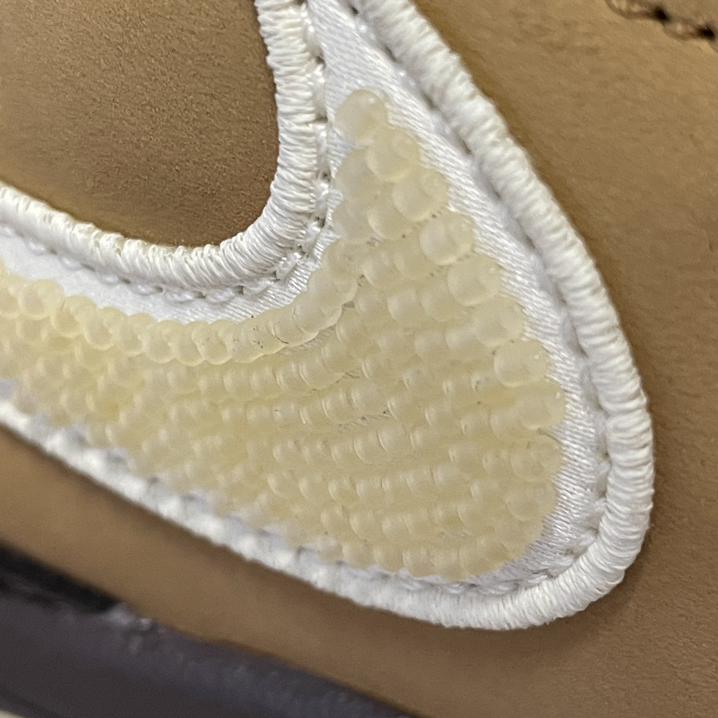 Nike x Travis Scott Air Max 1 Cact.us Brown 착용 스타일 - 3